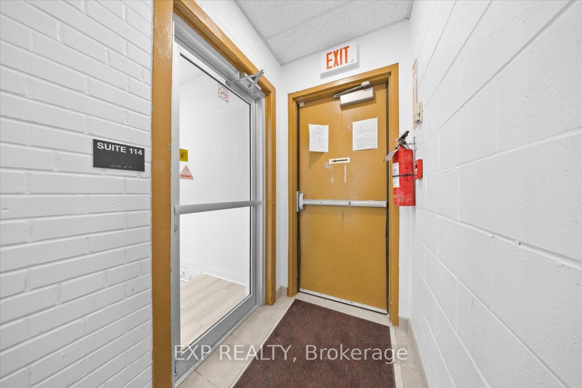 40 Sunset Boulevard 114 Property Photo 10