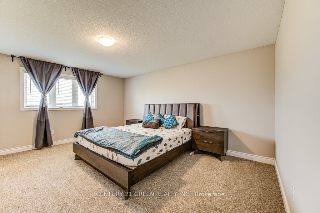 318 William Street Property Photo 26