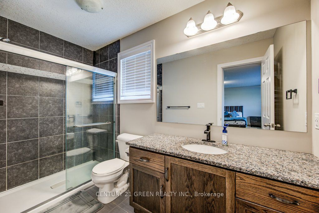 318 William Street Property Photo 28