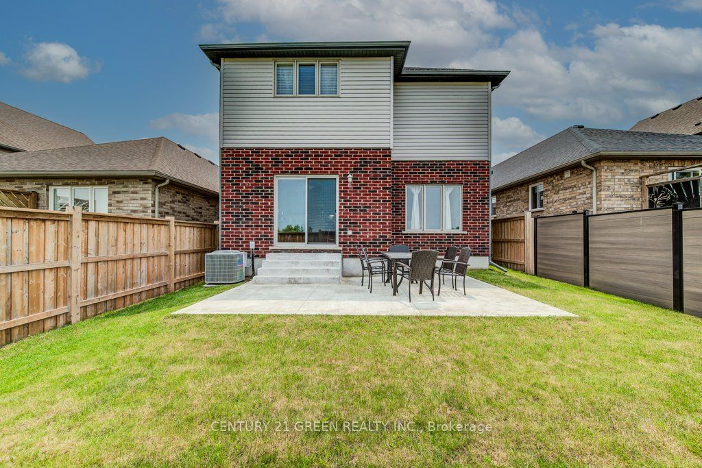 318 William Street Property Photo 36