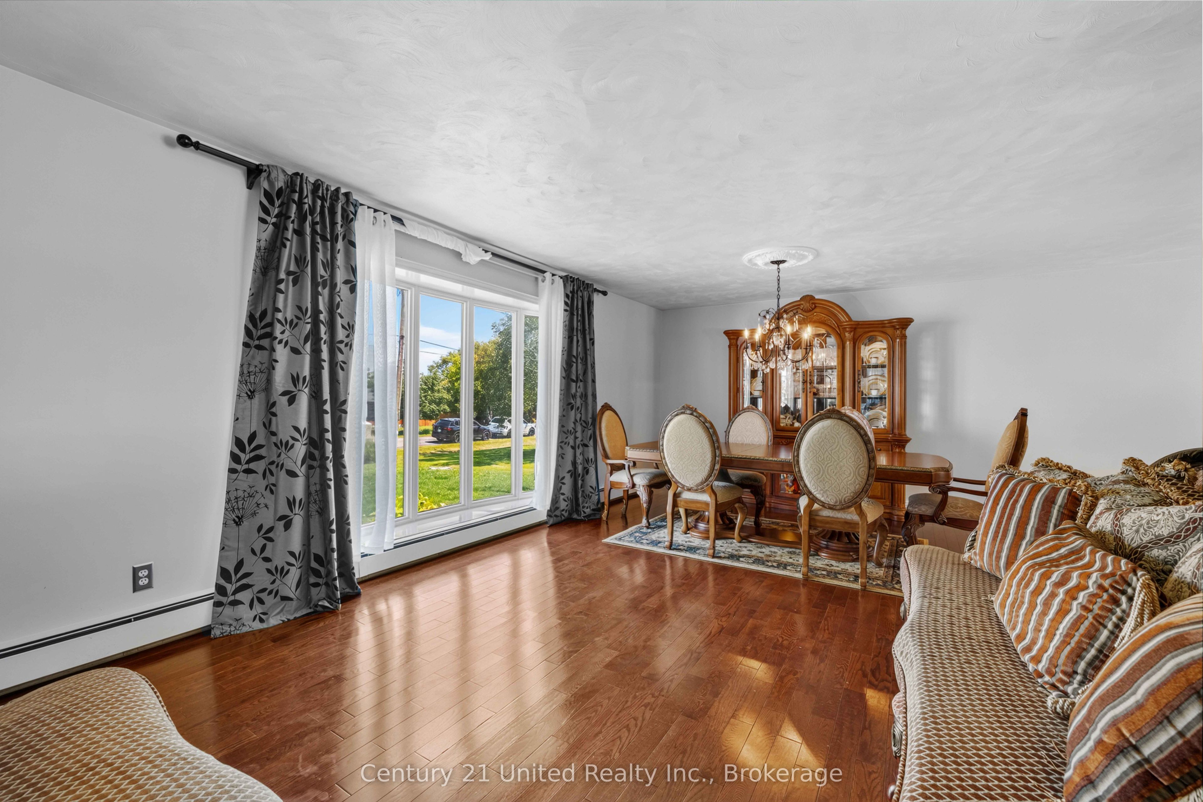 214 Hillview Drive Property Photo 16