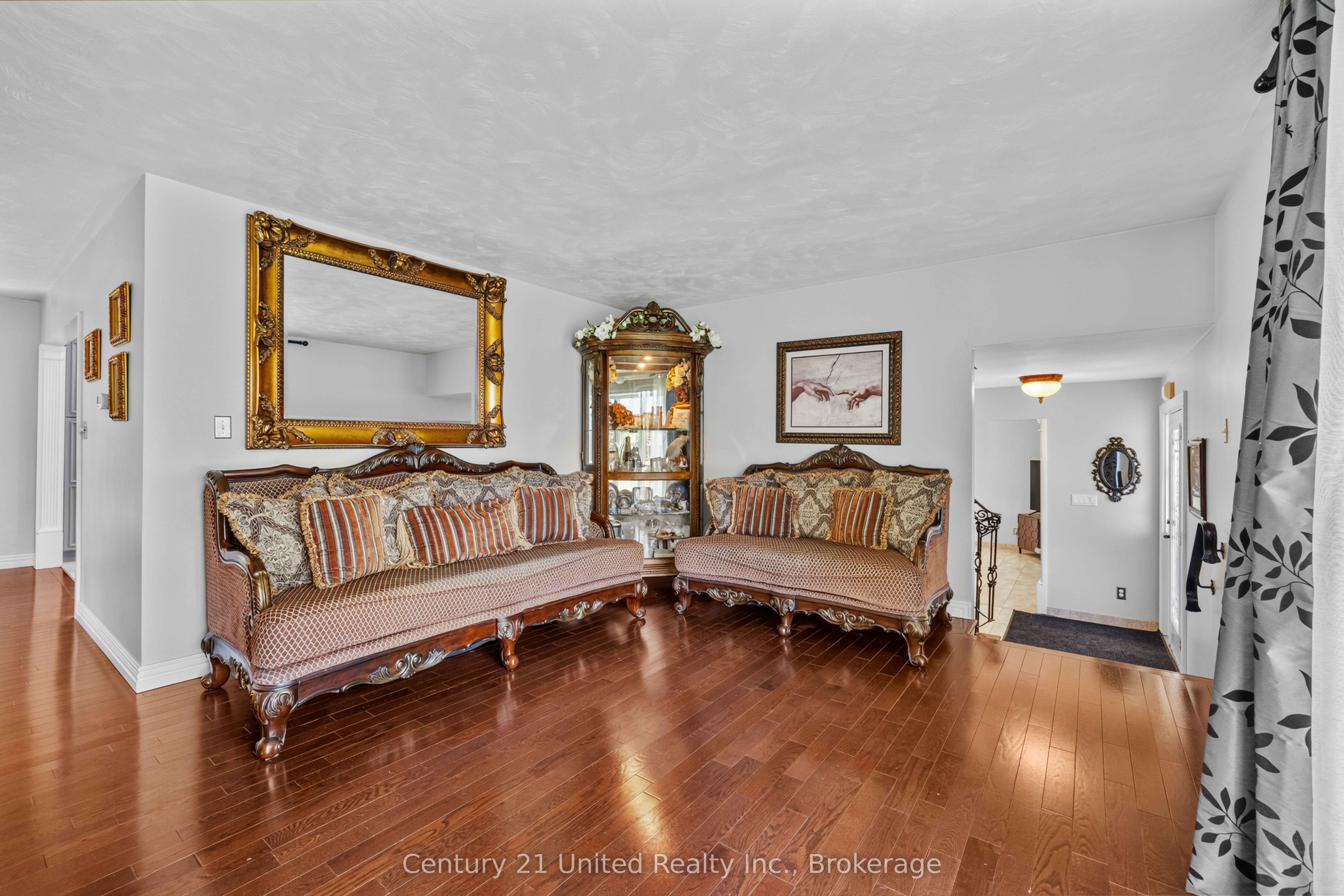 214 Hillview Drive Property Photo 18