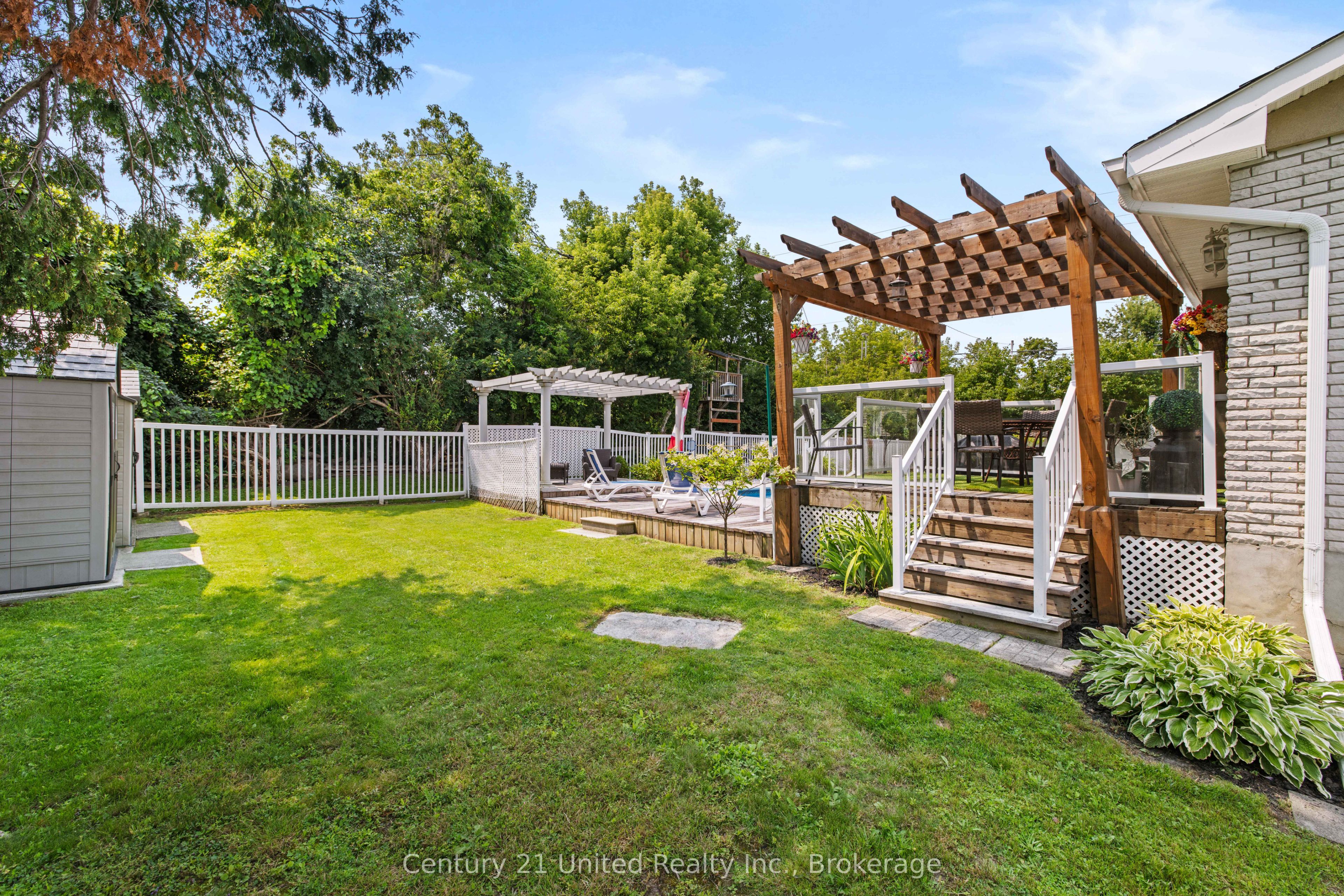 214 Hillview Drive Property Photo 40