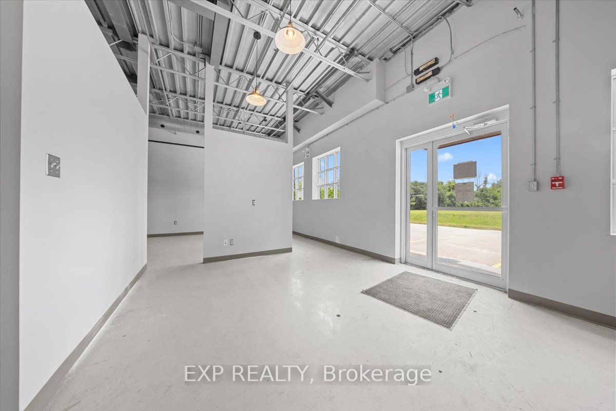 40 Sunset Boulevard 106 Property Photo 3