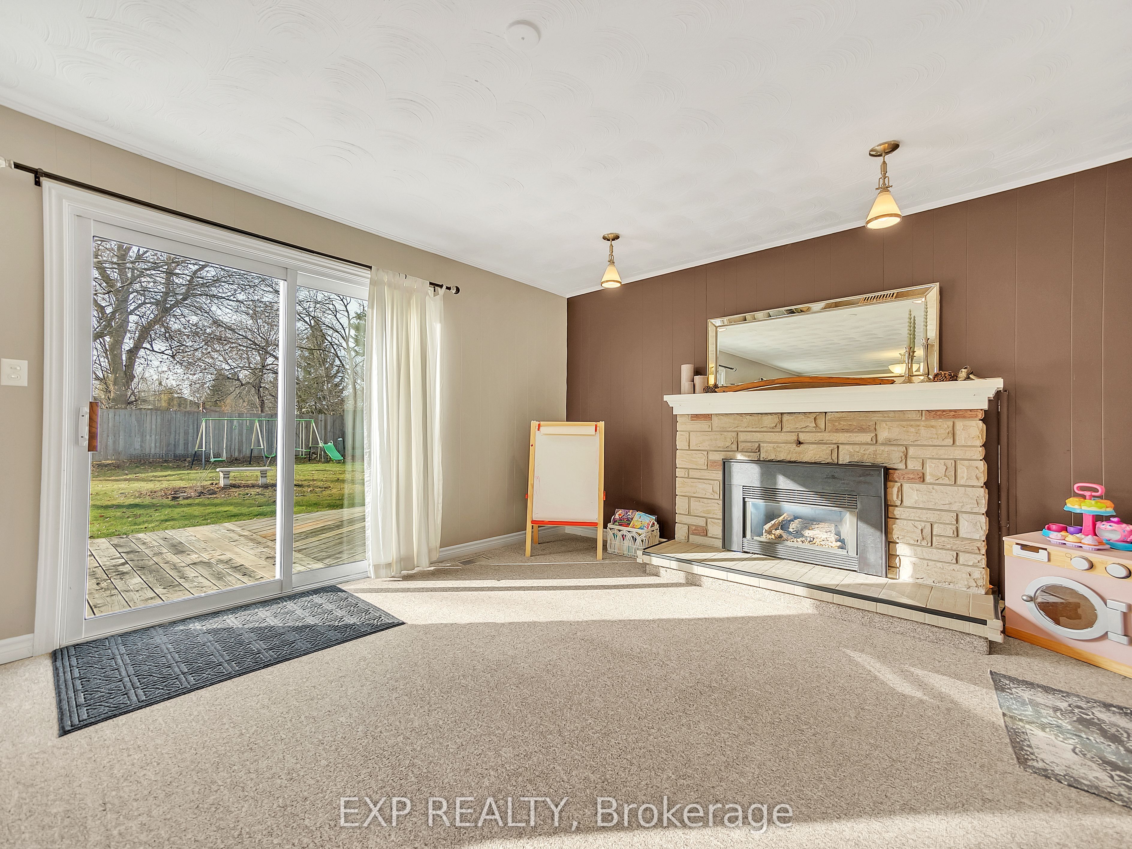 16 Applewood Drive Property Photo 32