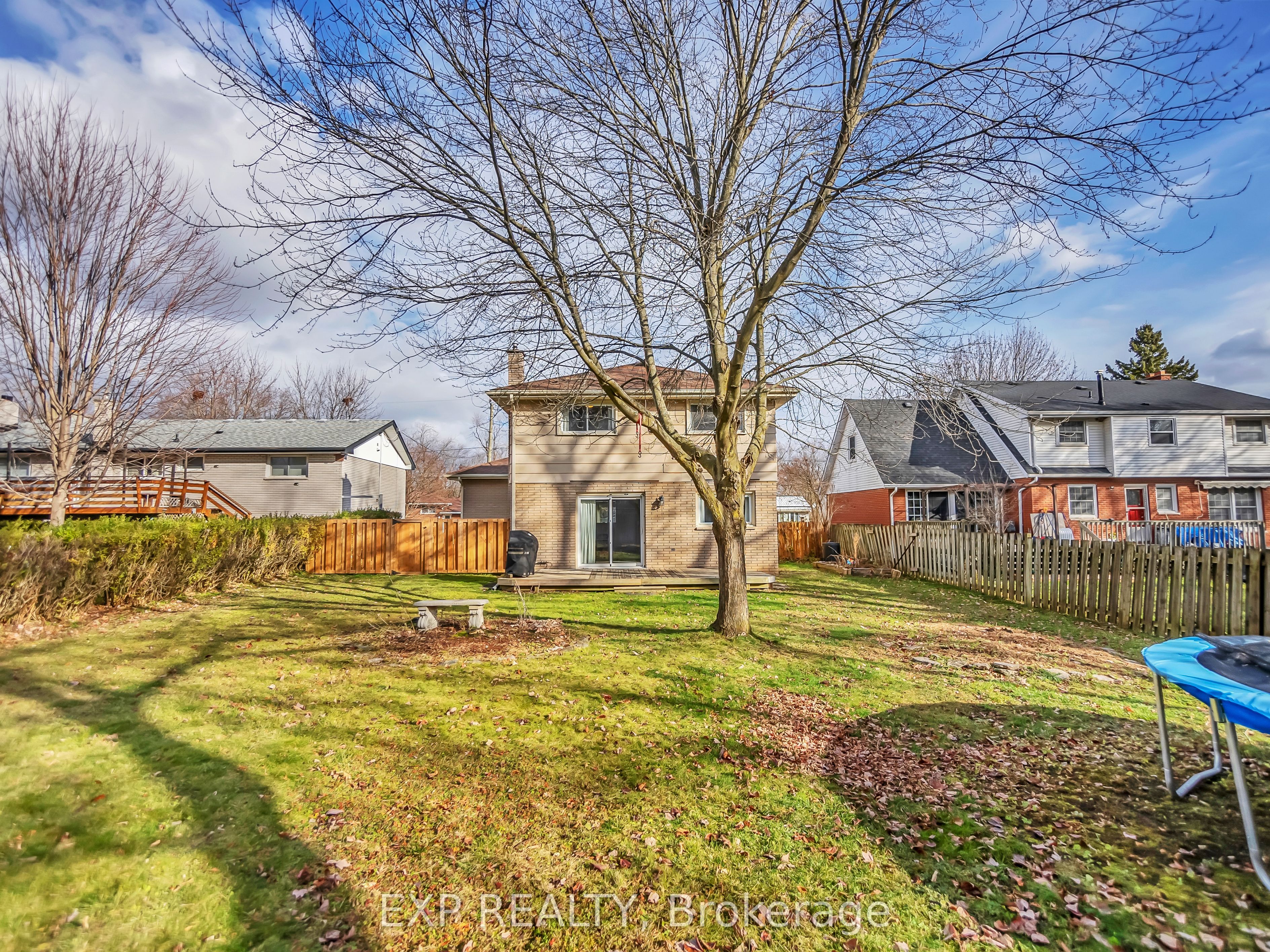 16 Applewood Drive Property Photo 37