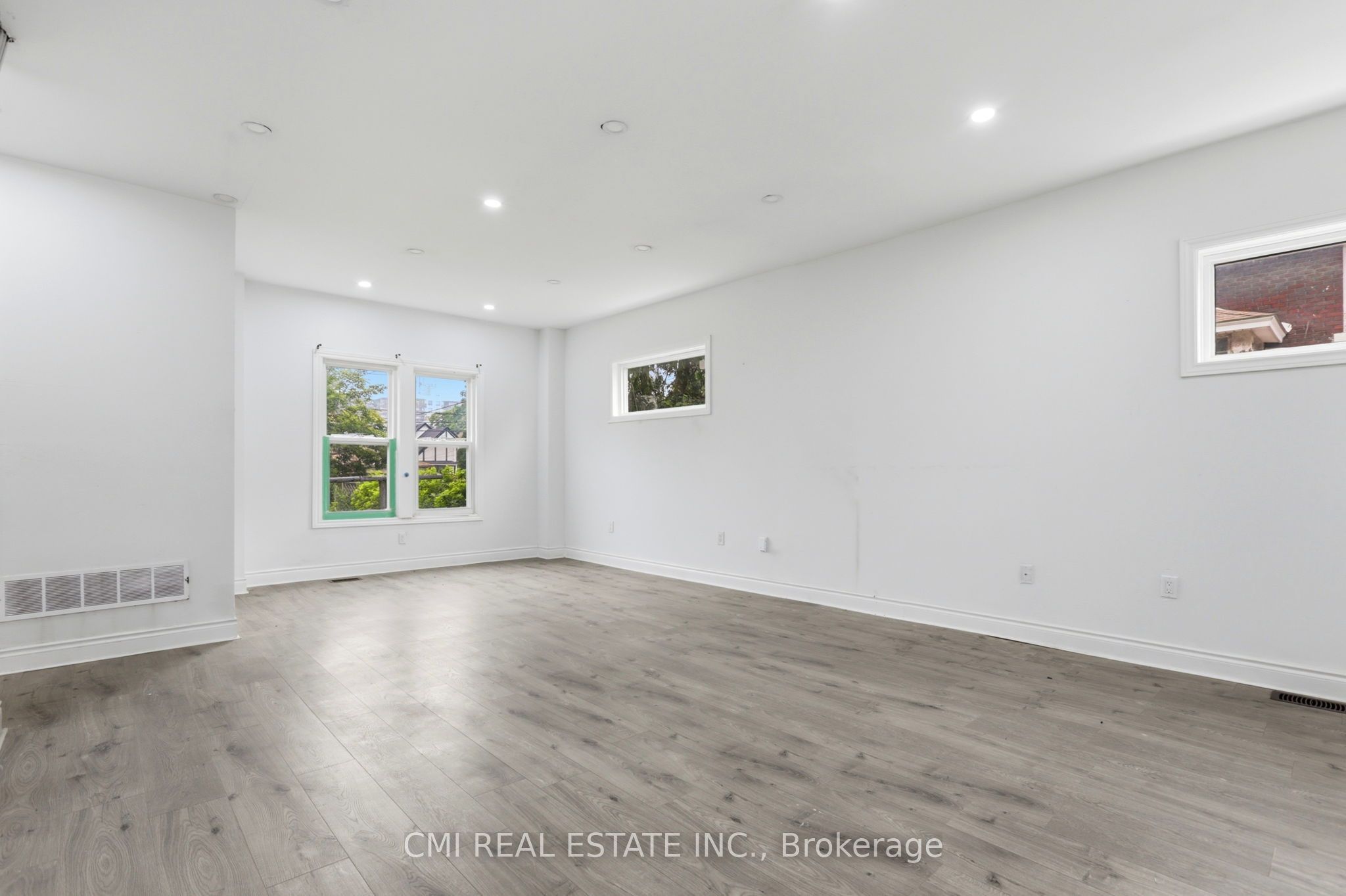 255 Hall Avenue Property Photo 7