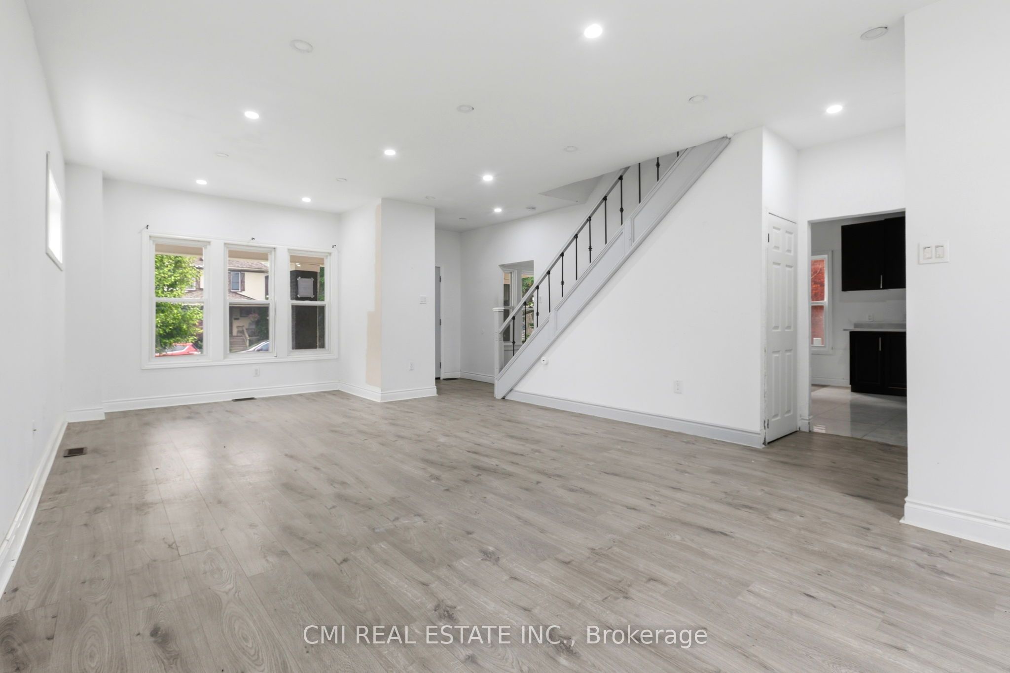 255 Hall Avenue Property Photo 9