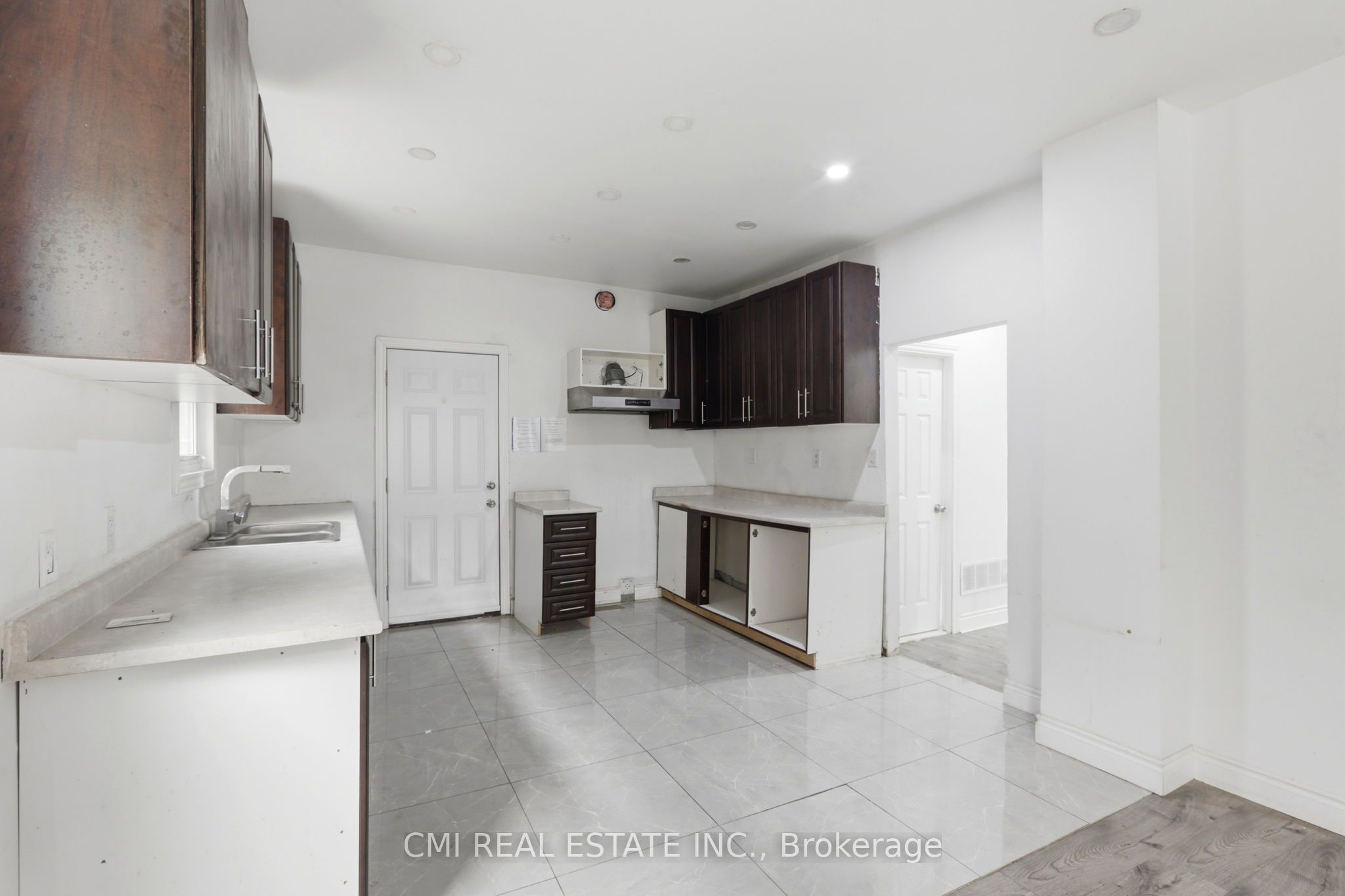 255 Hall Avenue Property Photo 12