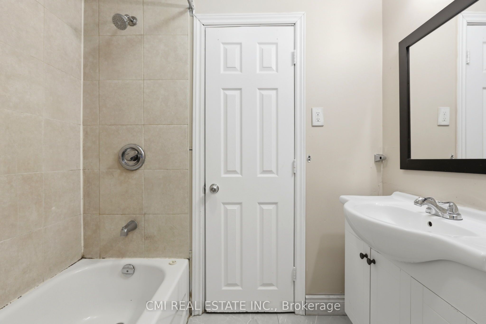 255 Hall Avenue Property Photo 31