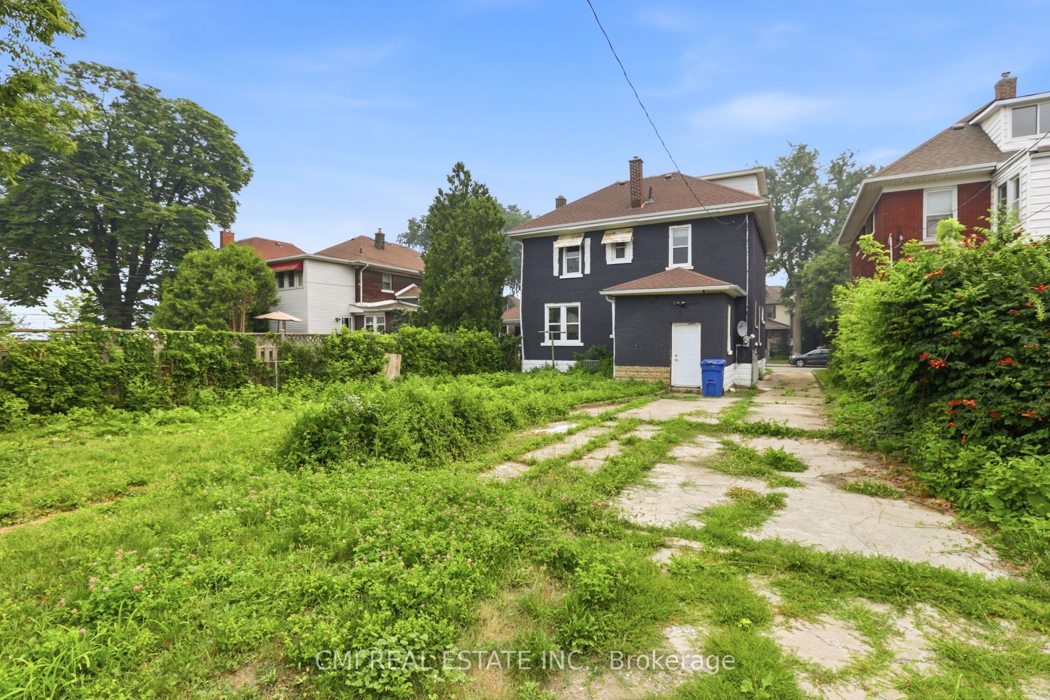 255 Hall Avenue Property Photo 48