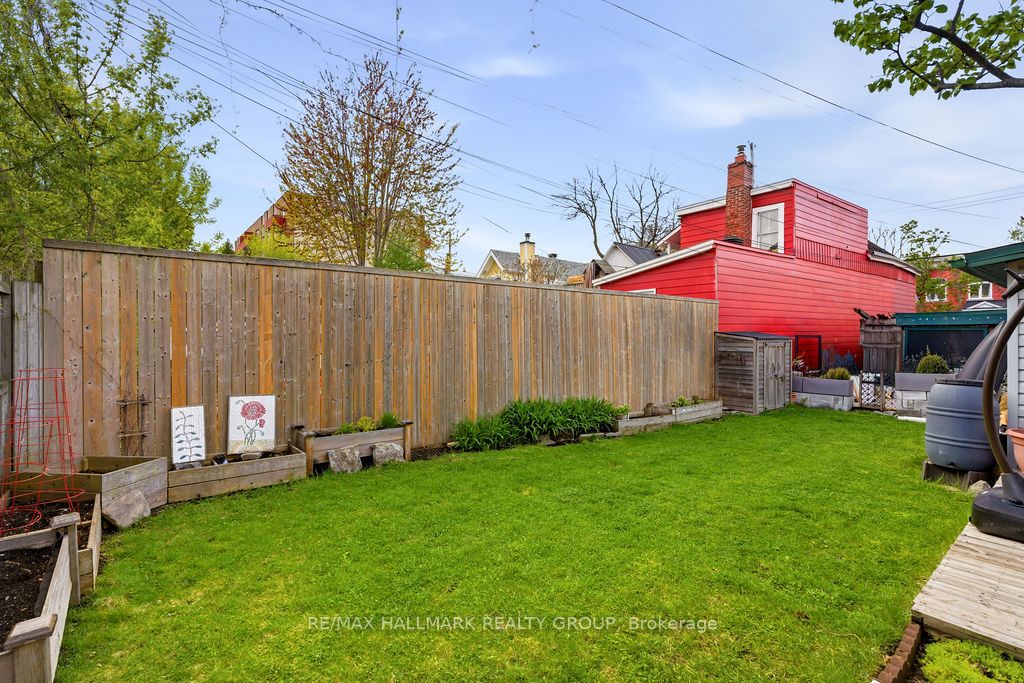 176 King Edward Avenue Property Photo 34