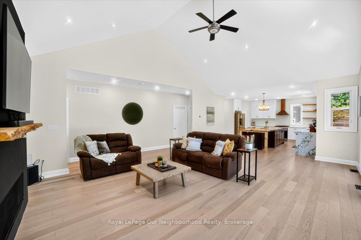 105 Edwina Drive Property Photo 11