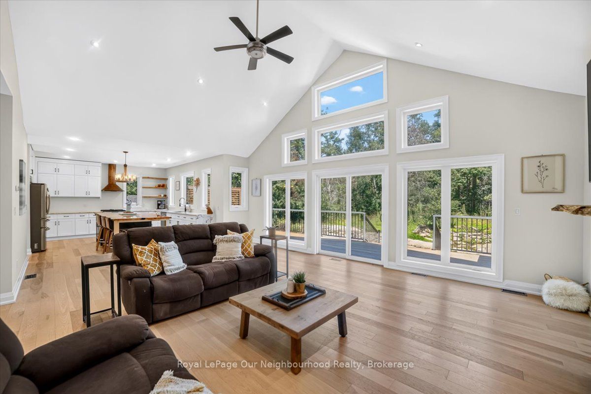 105 Edwina Drive Property Photo 13