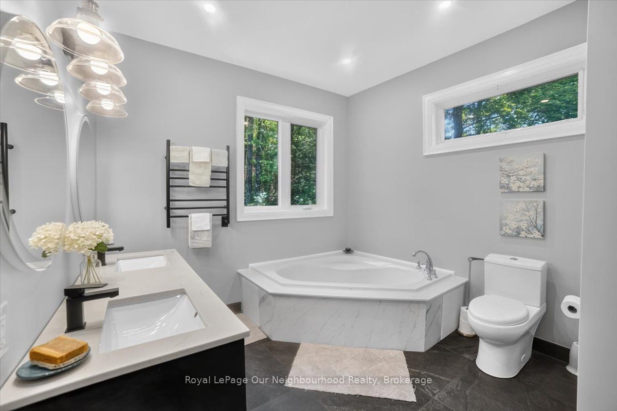 105 Edwina Drive Property Photo 21