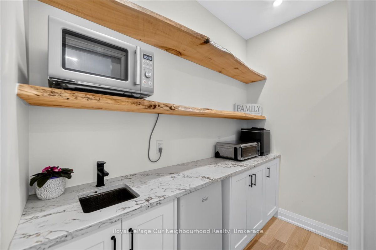 105 Edwina Drive Property Photo 22