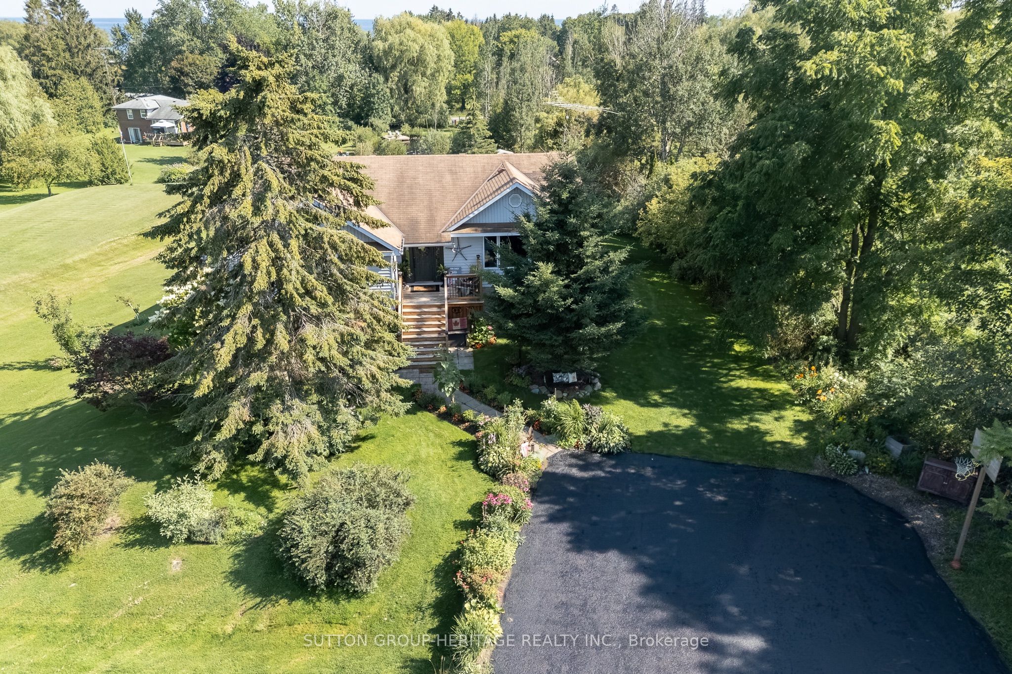 119 Spring Street Property Photo 1
