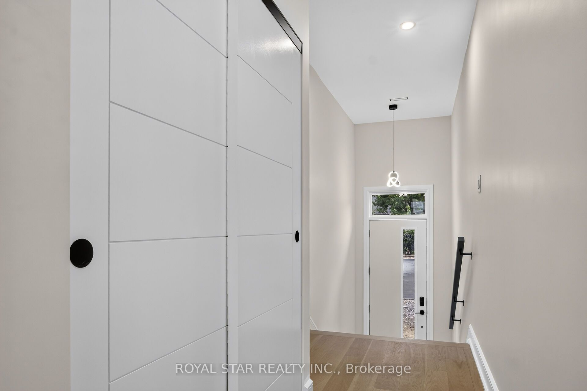 526 Mutual Street A Property Photo 3