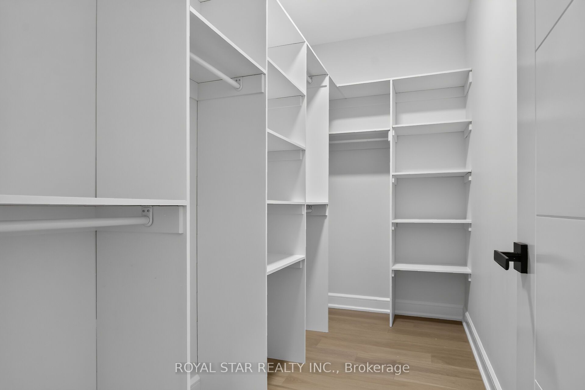 526 Mutual Street A Property Photo 17