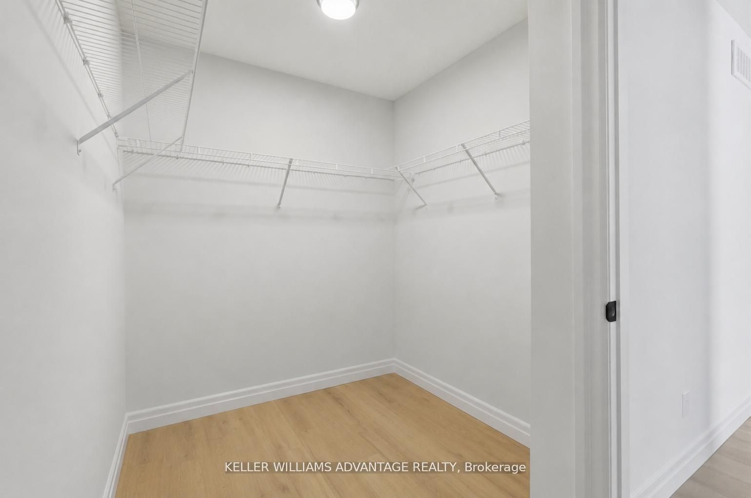 450 Westhaven Street Property Photo 25
