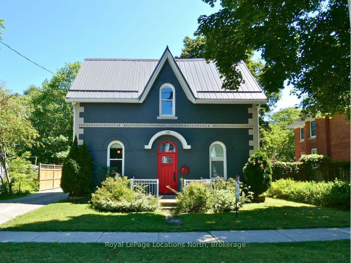 1181 4th Avenue W Property Photo 1