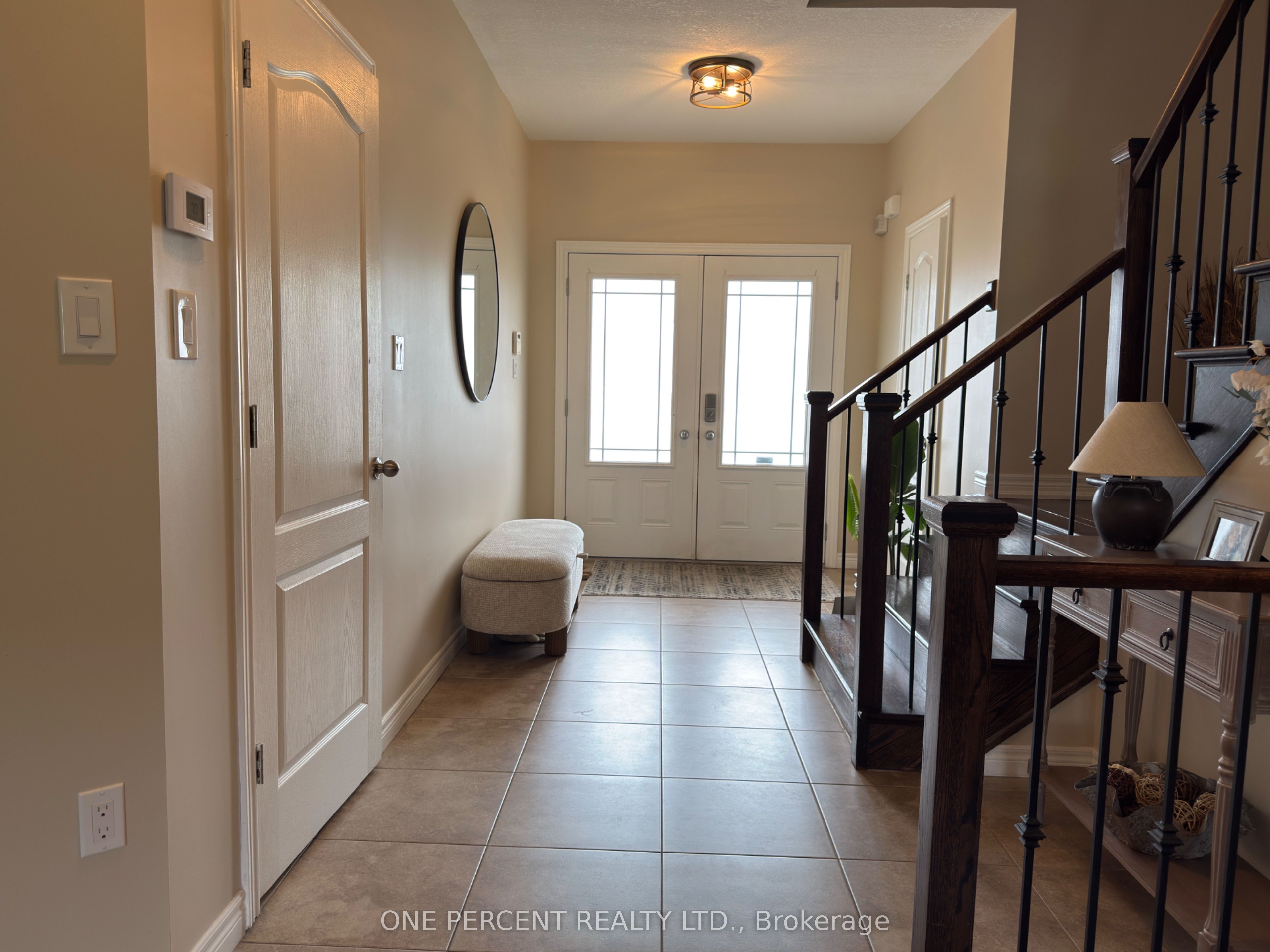 4871 Northgate Crescent Property Photo 2