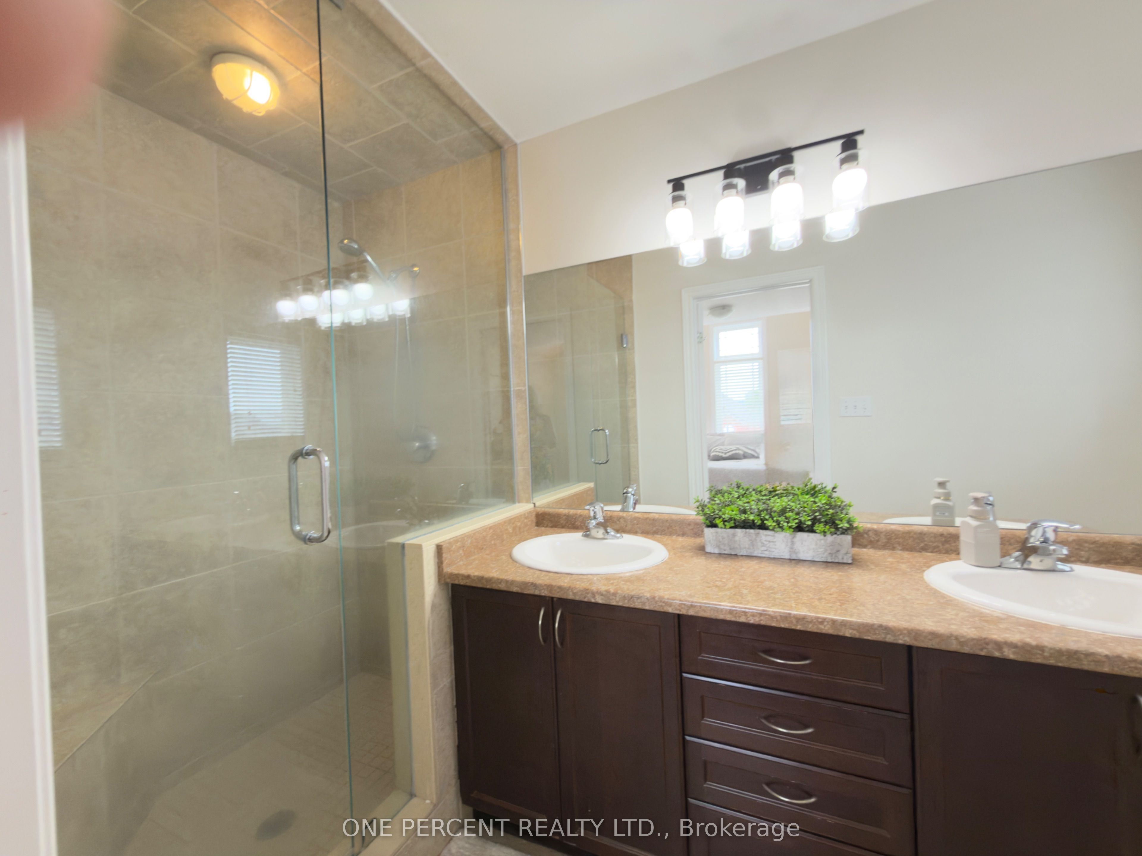 4871 Northgate Crescent Property Photo 12