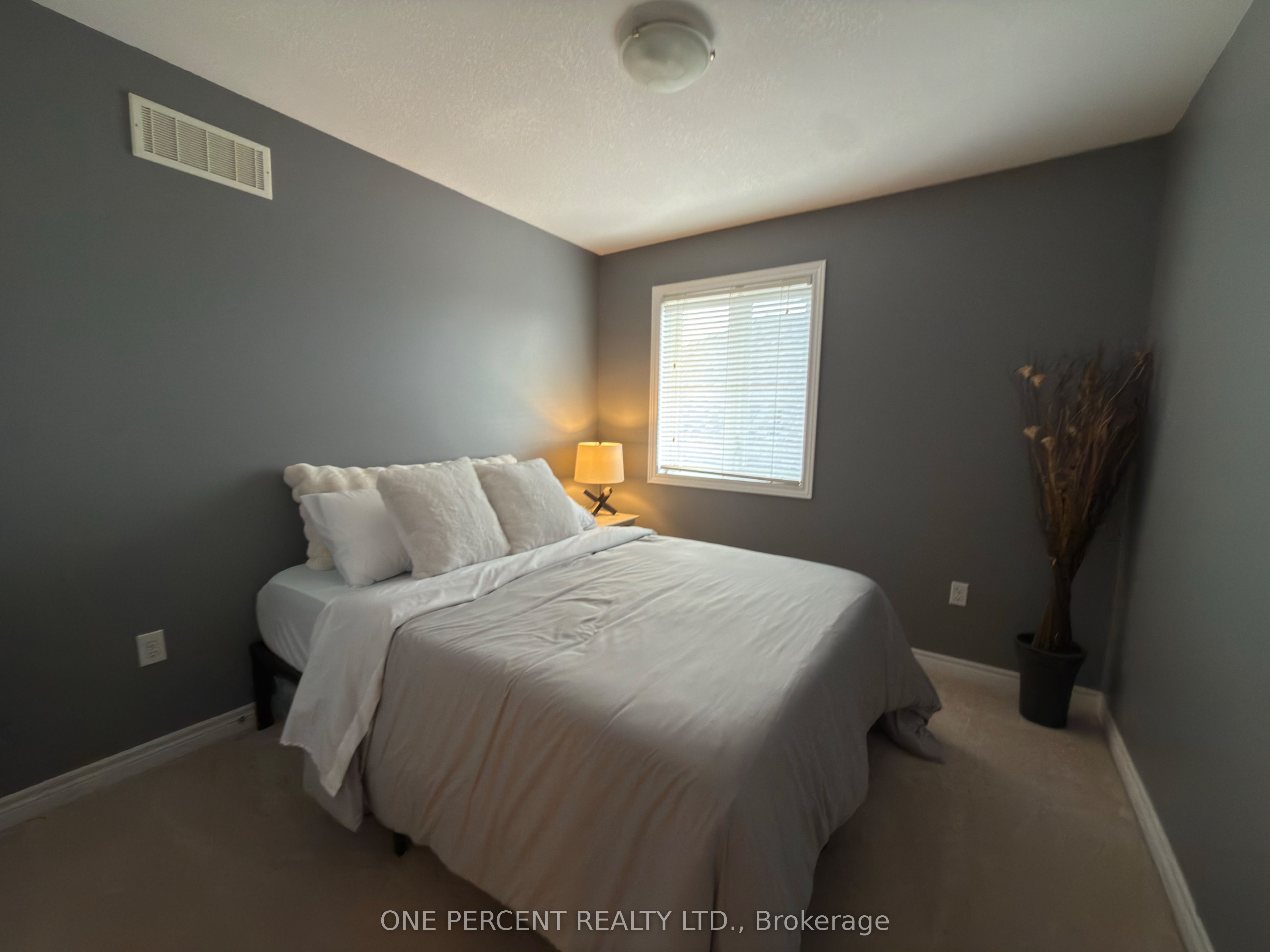 4871 Northgate Crescent Property Photo 18
