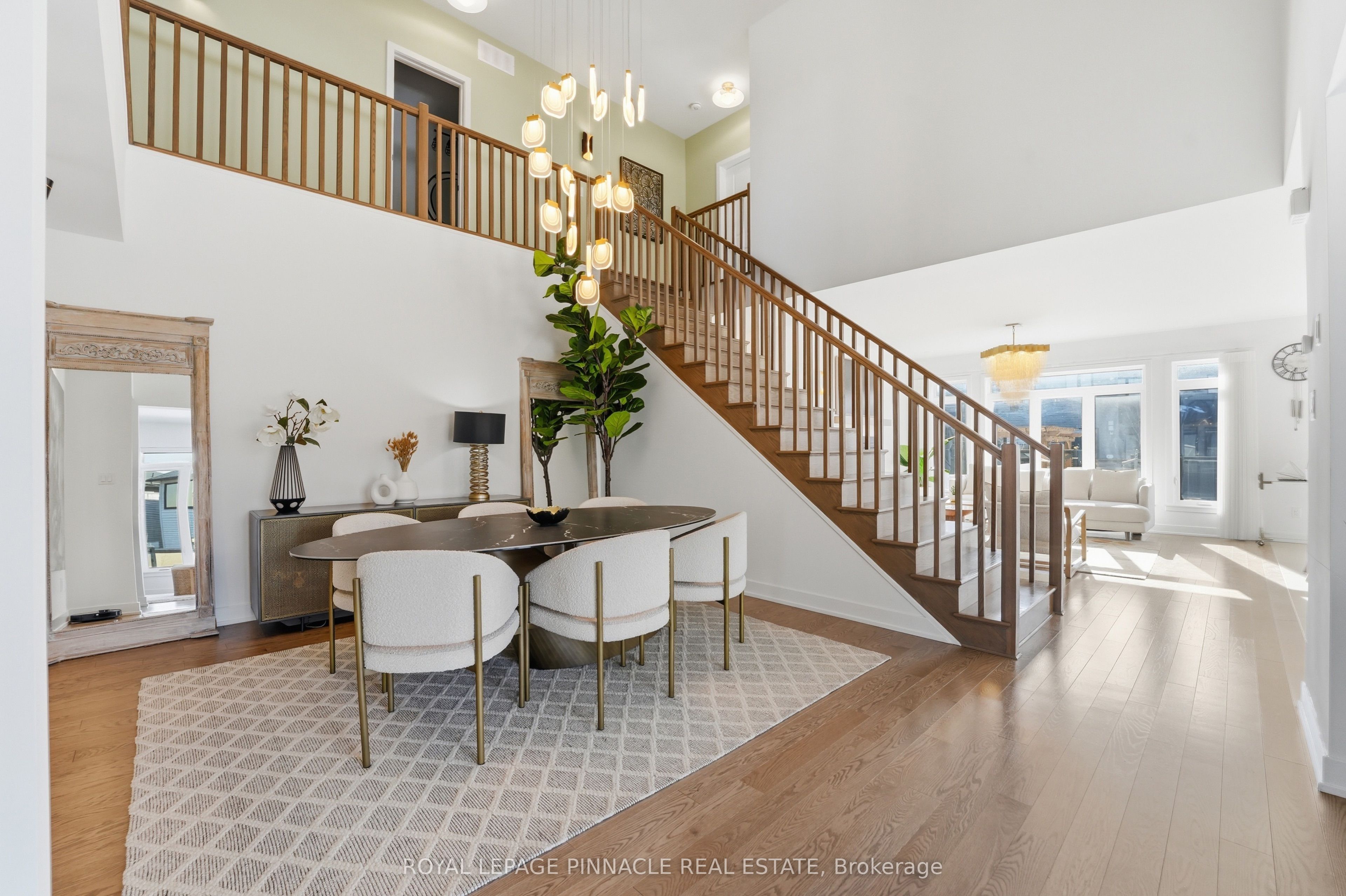 921 Beckton Heights Property Photo 10
