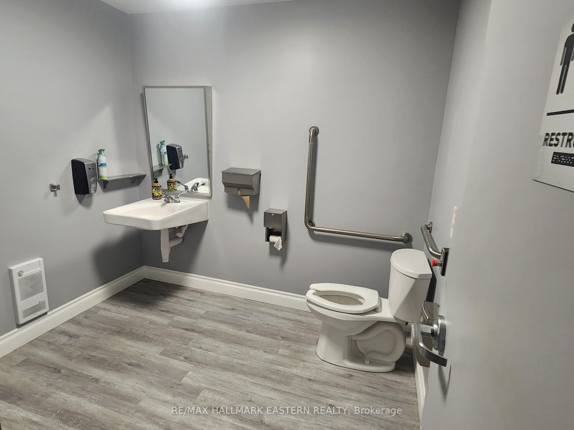 184 Marina Boulevard Property Photo 22