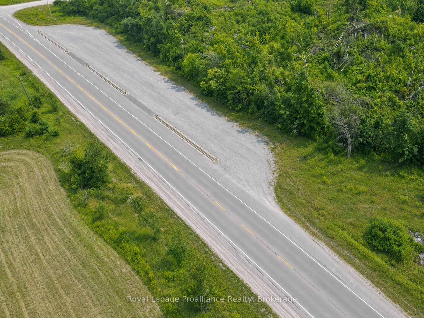 109772 Highway 7 Property Photo 6