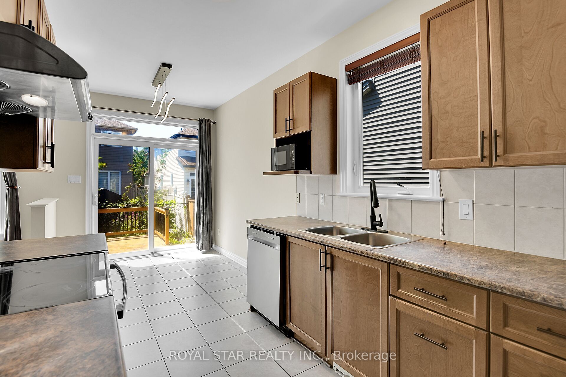 191 Flat Sedge Crescent Property Photo 15
