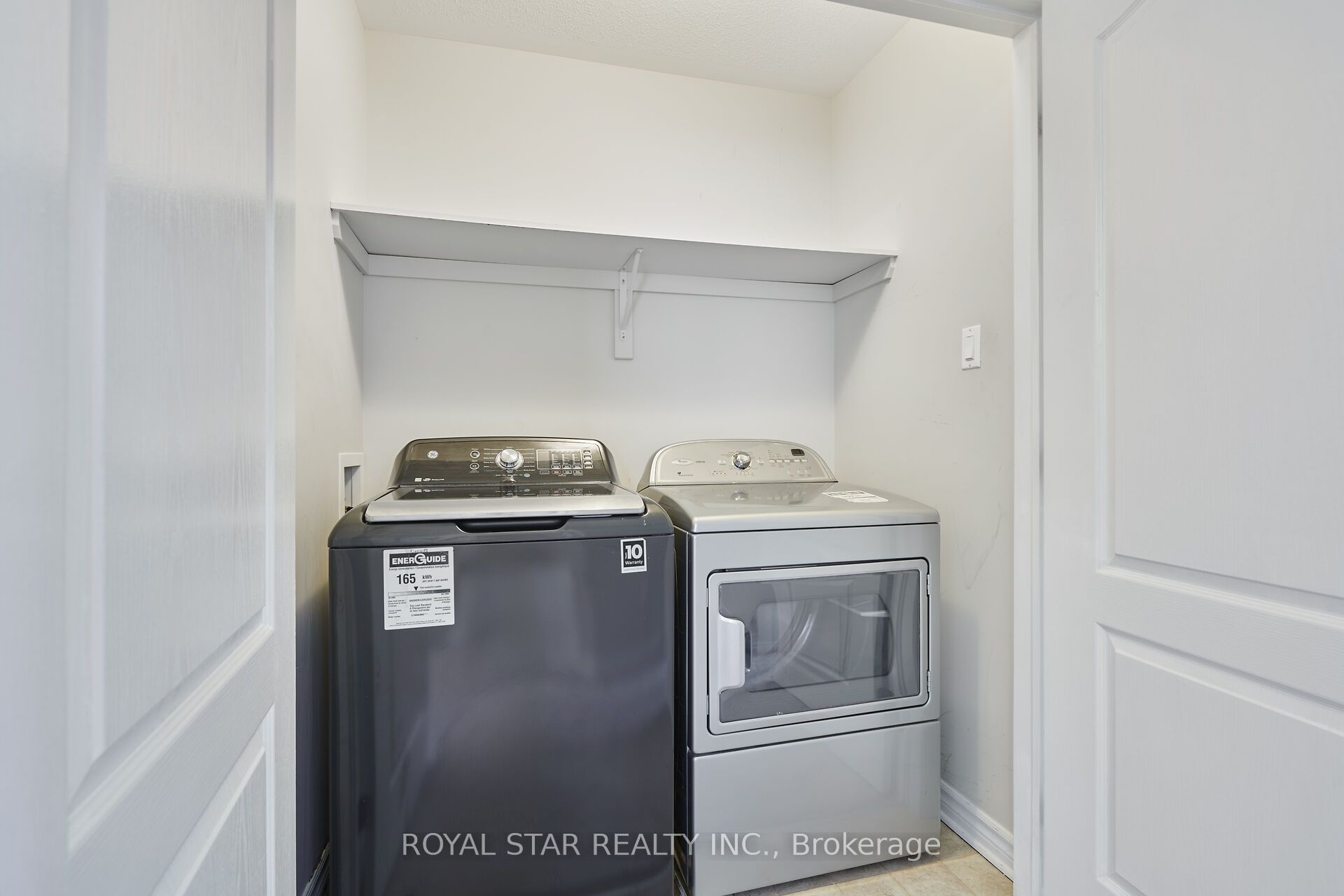 191 Flat Sedge Crescent Property Photo 24