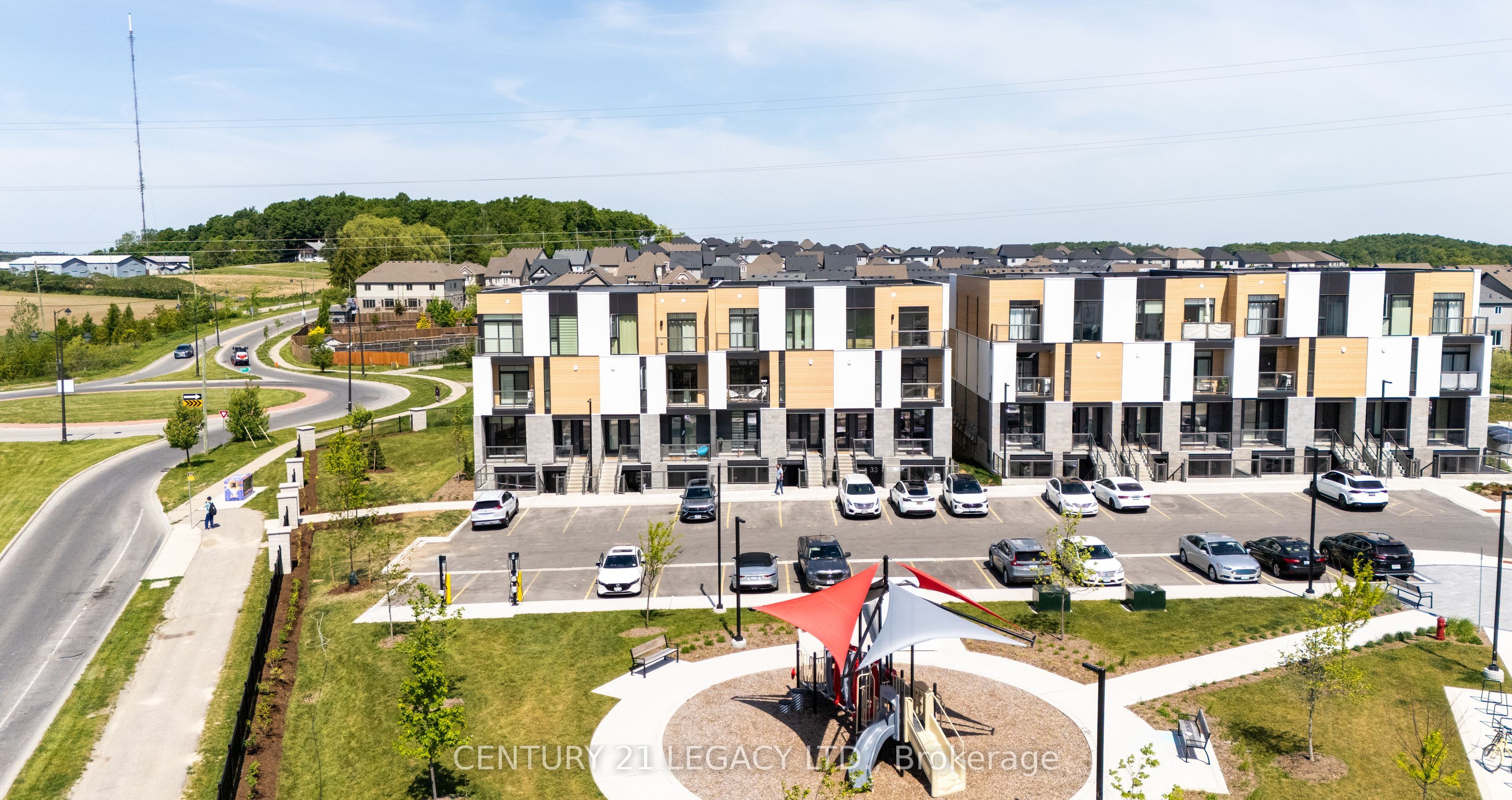 142 Foamflower Place Property Photo 6
