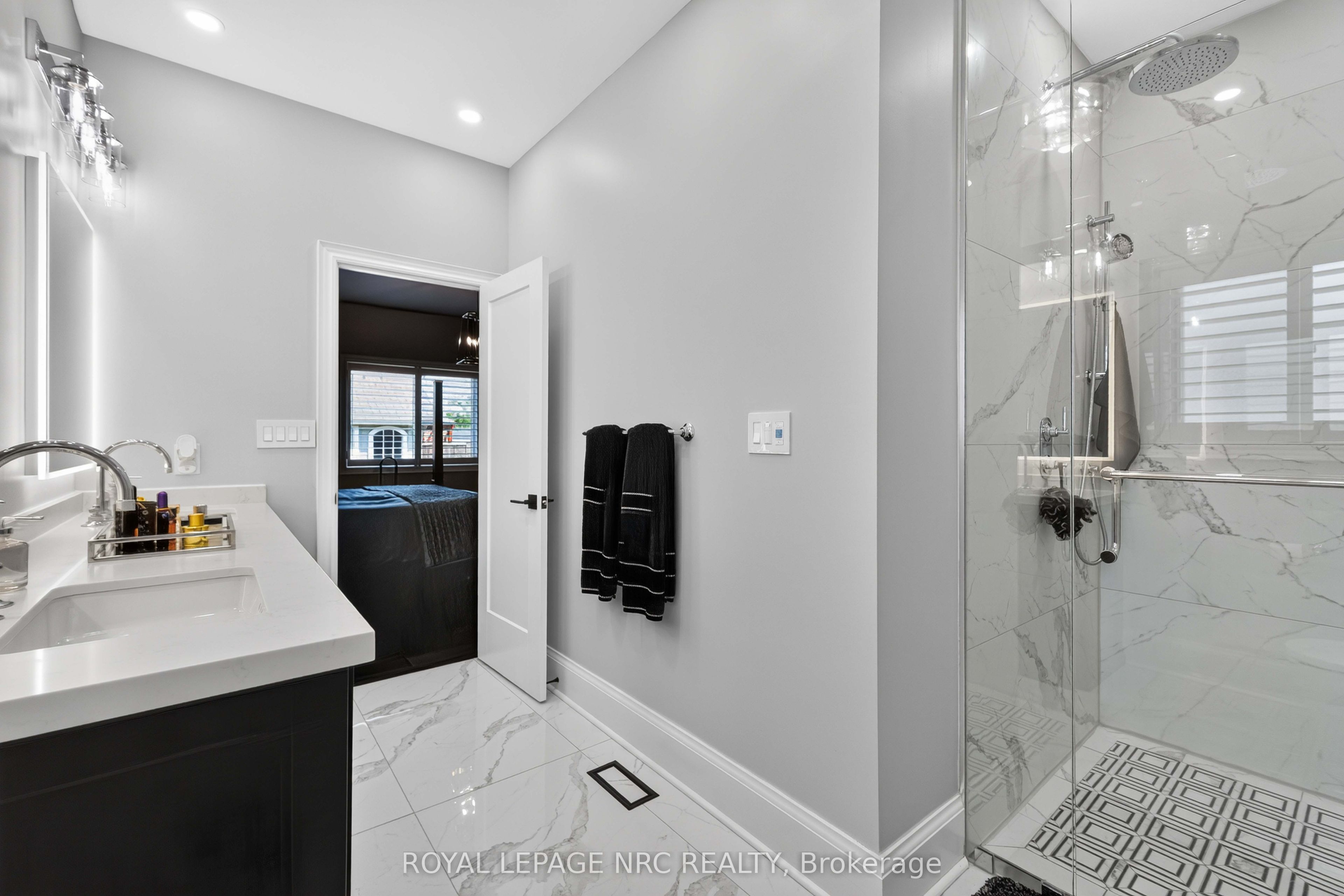 6 Cardinal Crescent Property Photo 29