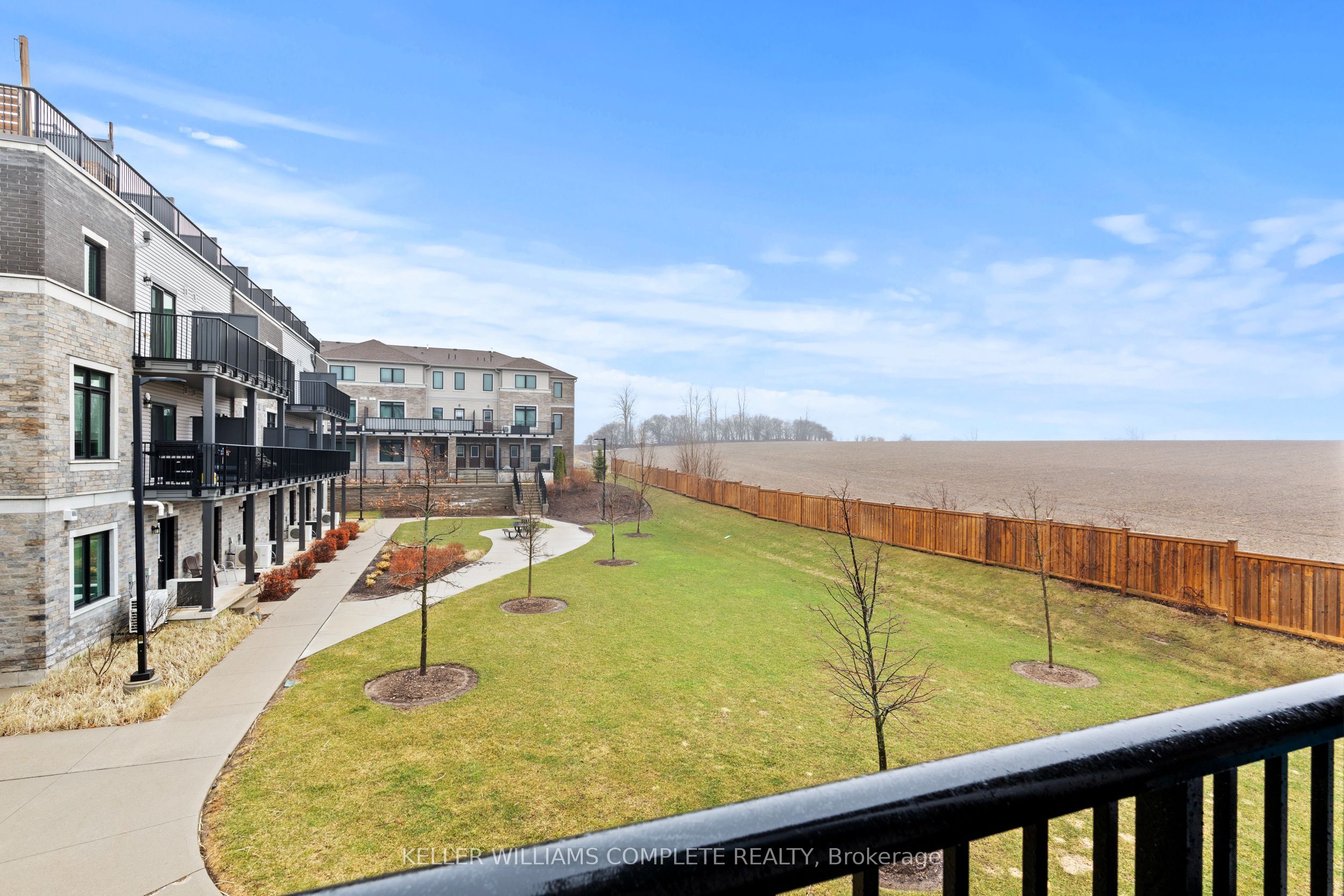 107 Westra Drive 59 Property Photo 16