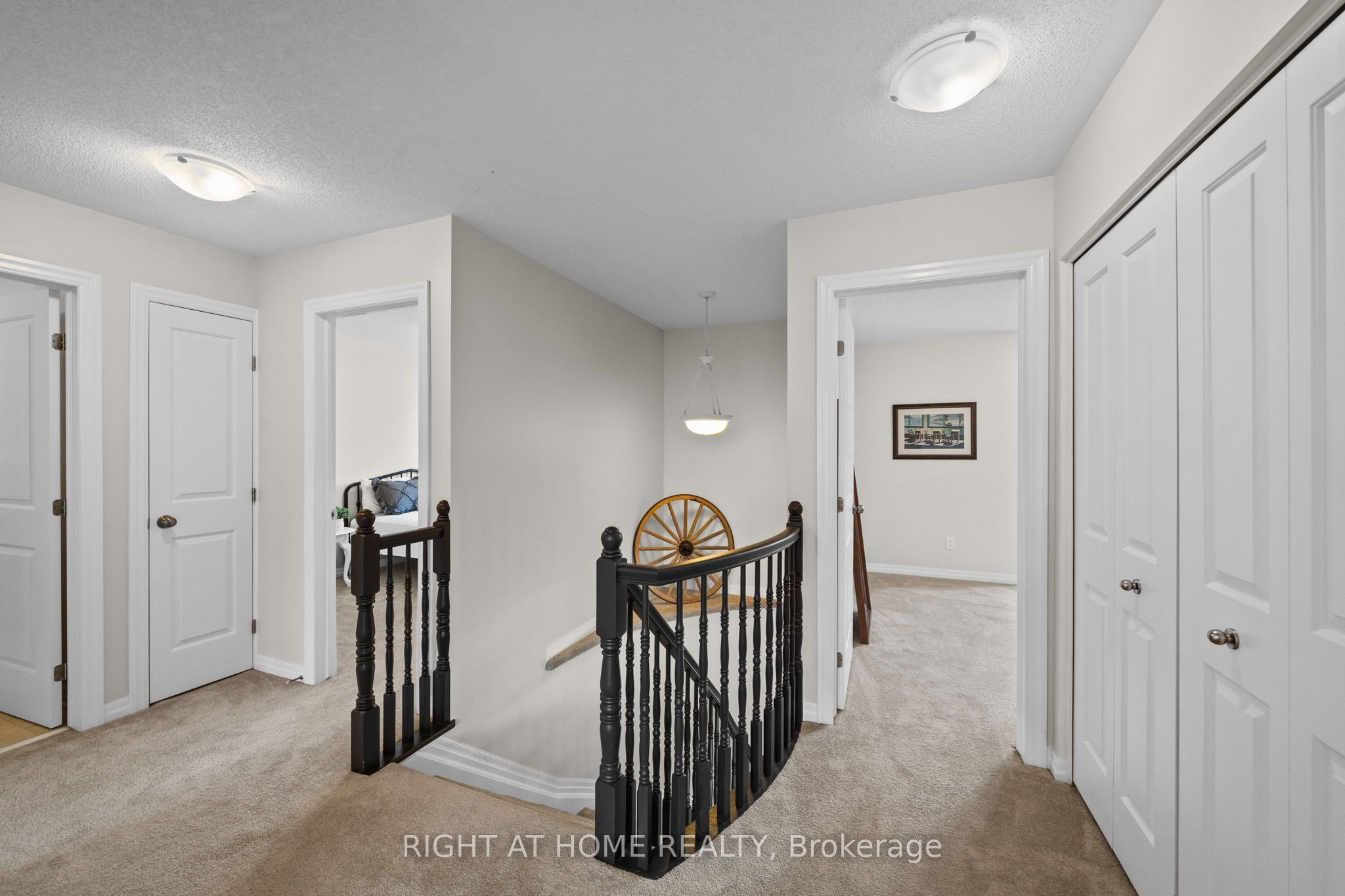 525 Peerless Street Property Photo 20