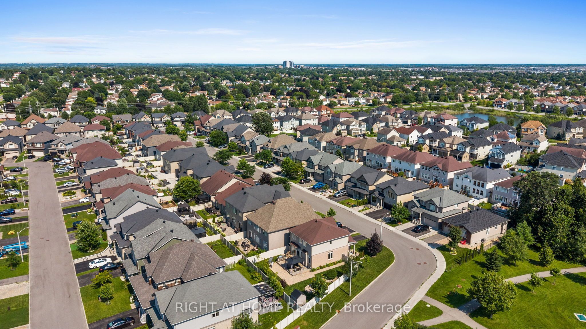 525 Peerless Street Property Photo 50