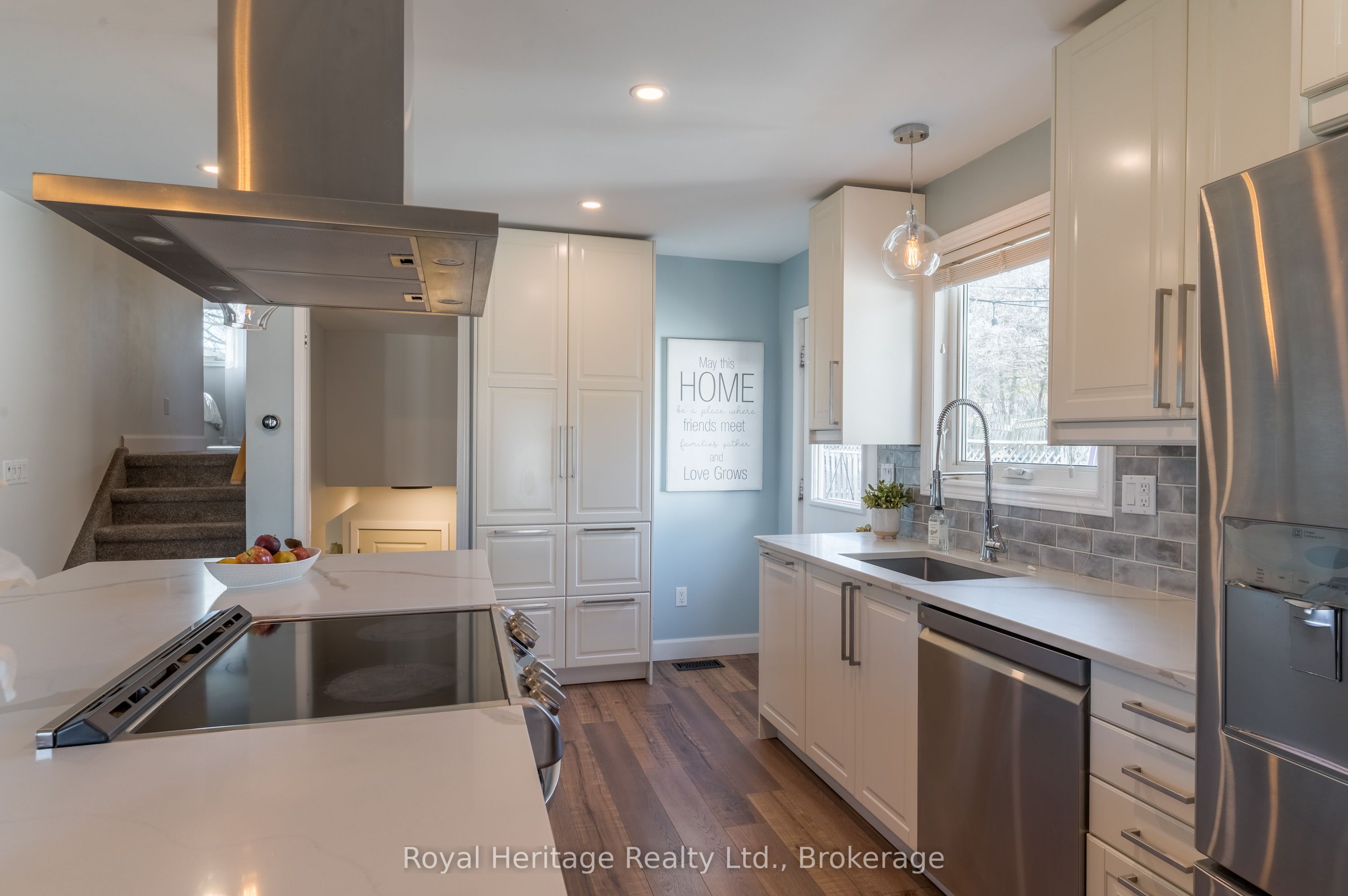 25 Hewson Drive Property Photo 8