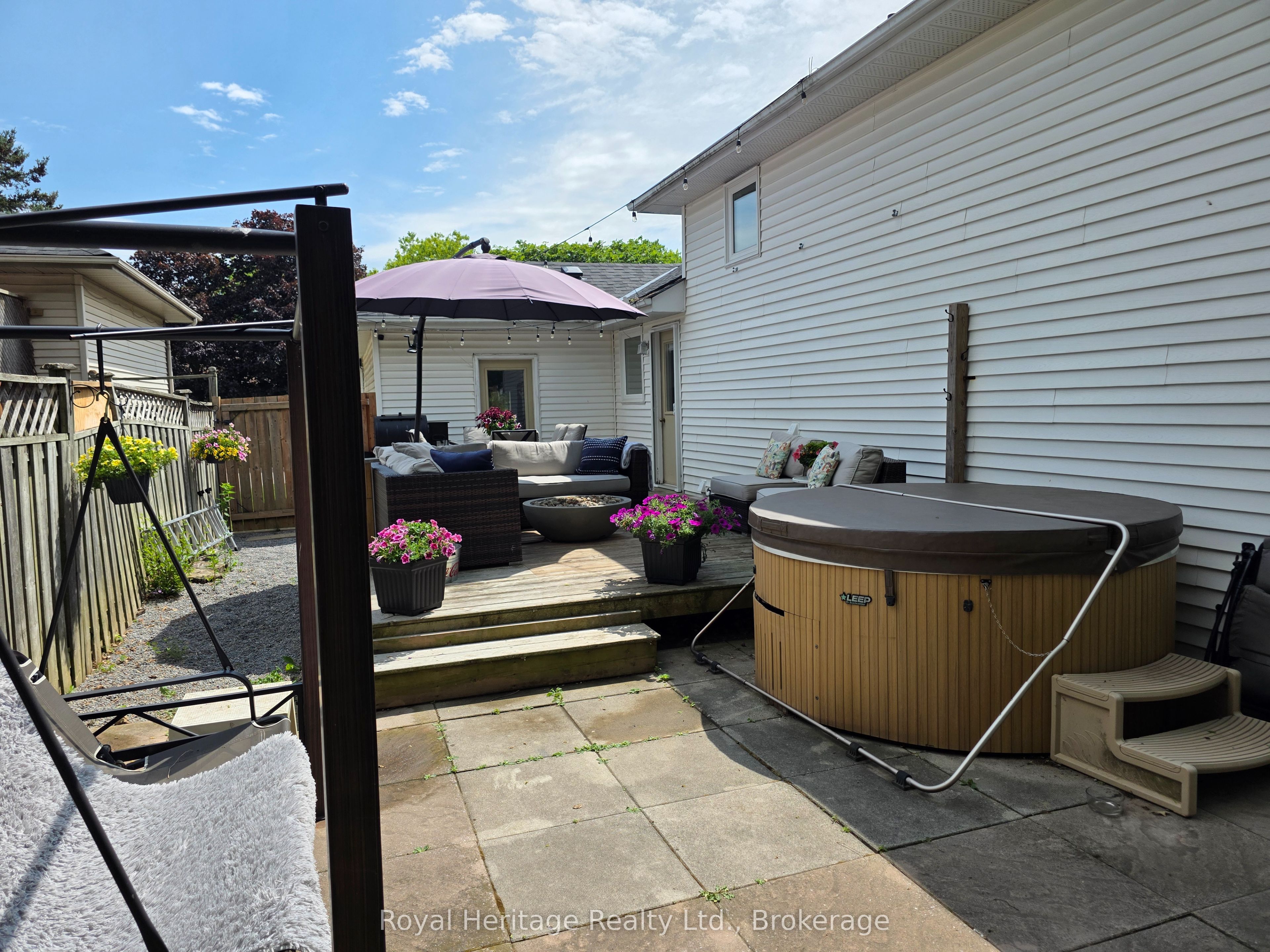 25 Hewson Drive Property Photo 41