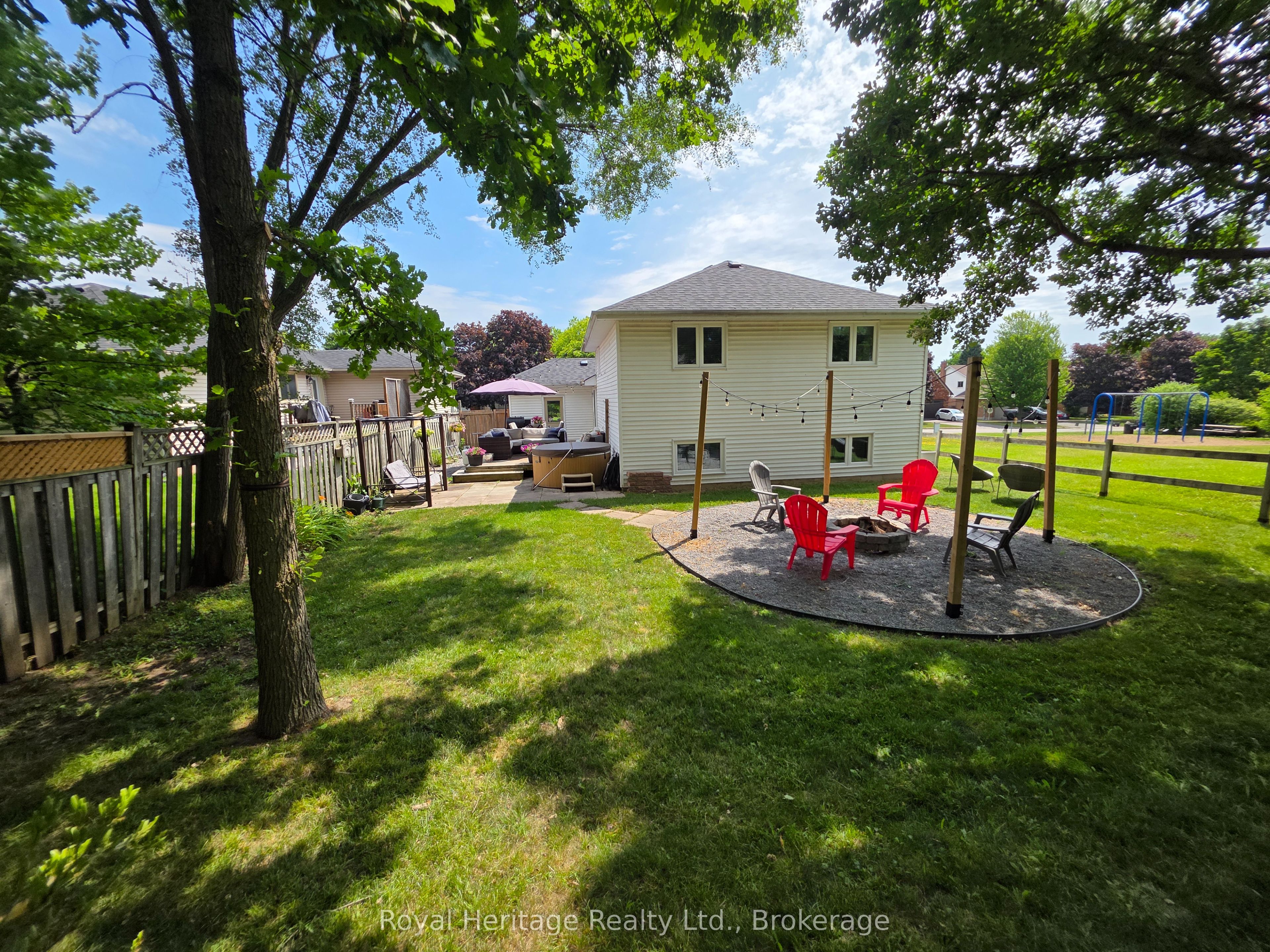 25 Hewson Drive Property Photo 42