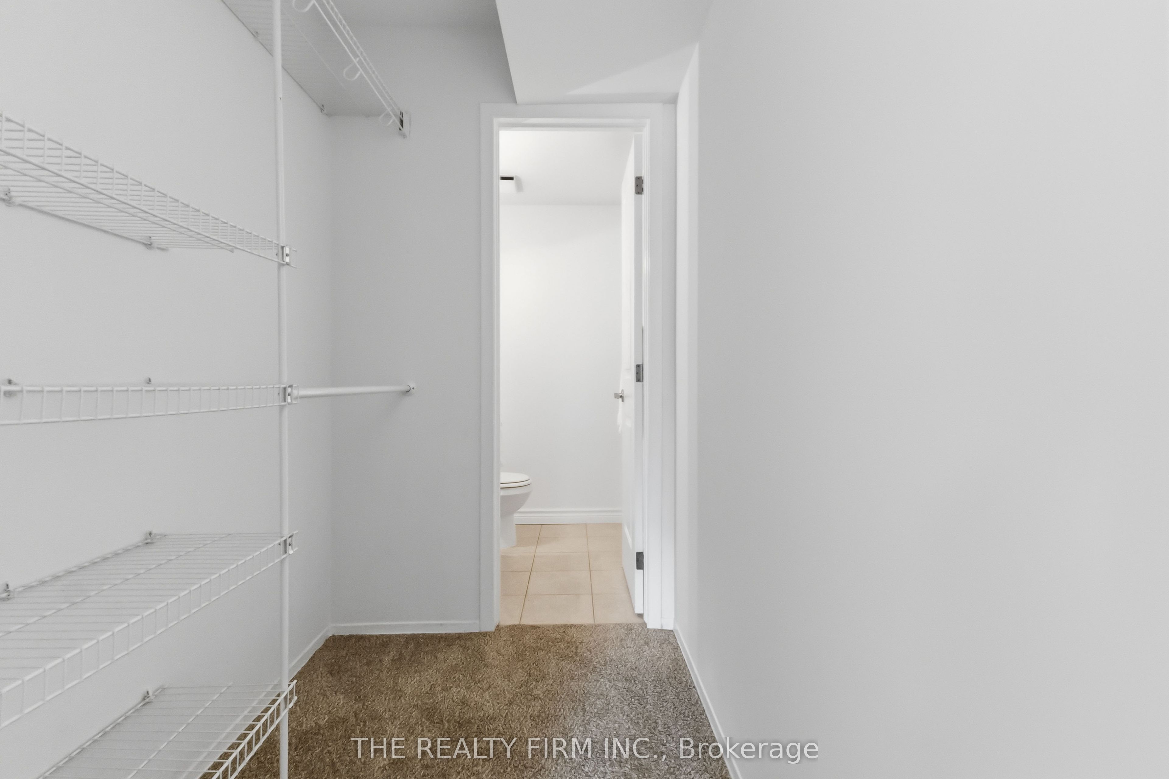 733 Deveron Crescent 210 Property Photo 21