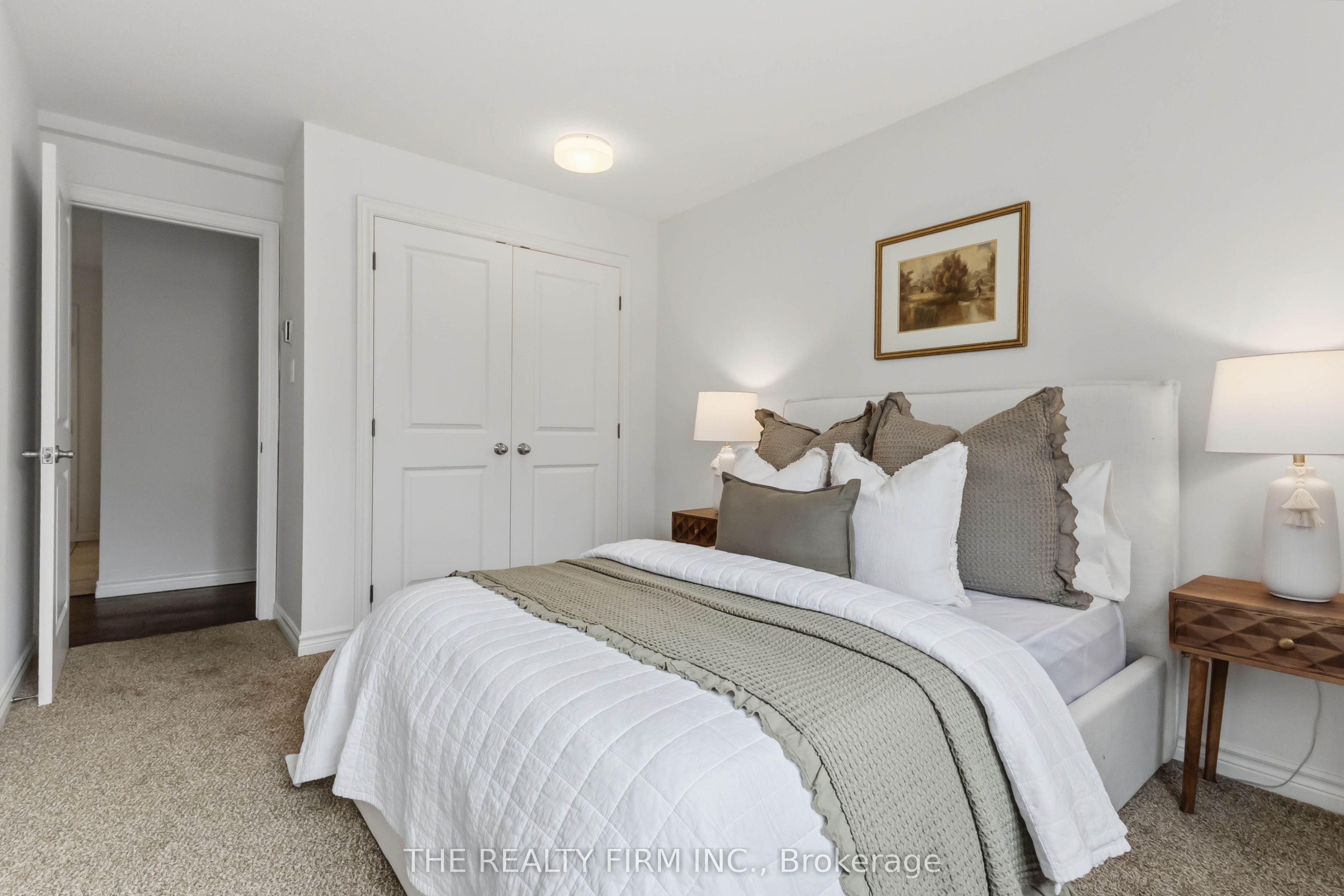 733 Deveron Crescent 210 Property Photo 27
