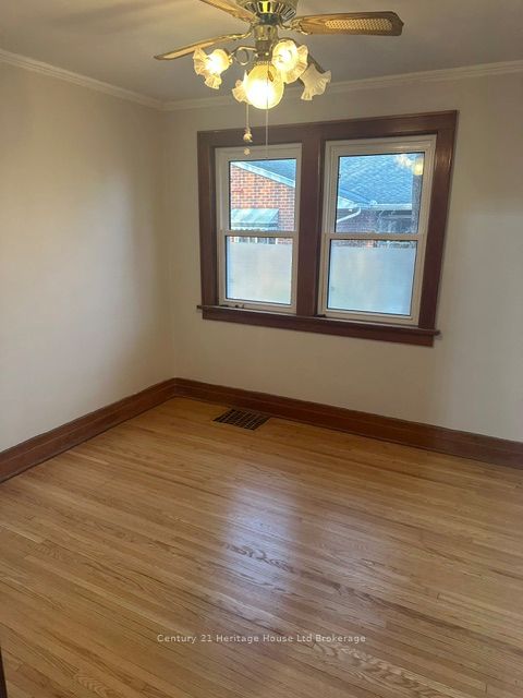 365 Brant Street Property Photo 5
