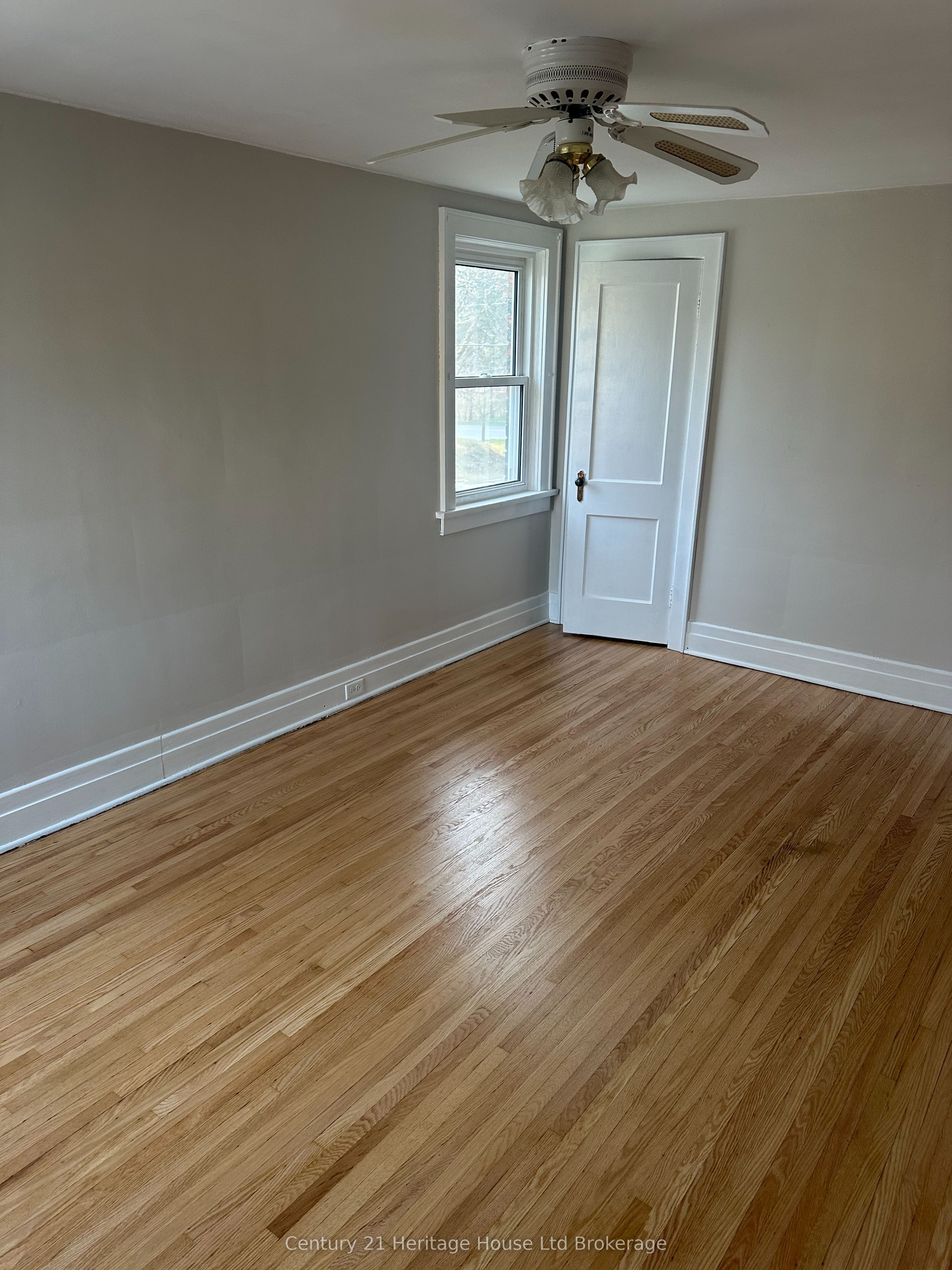 365 Brant Street Property Photo 10