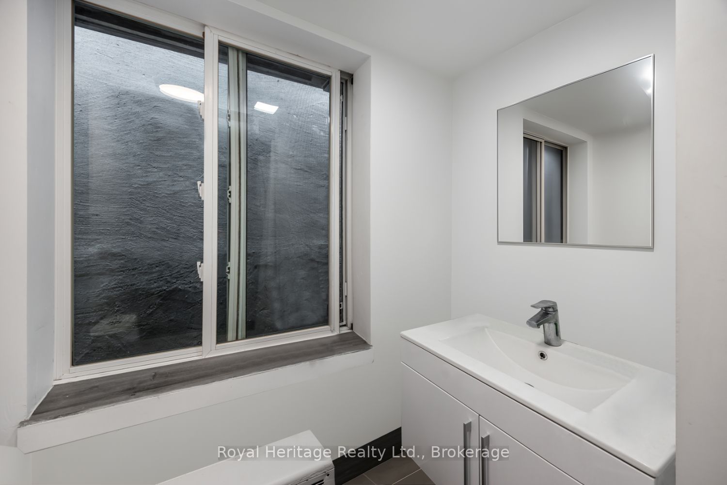 264 Division Street 2 Property Photo 9