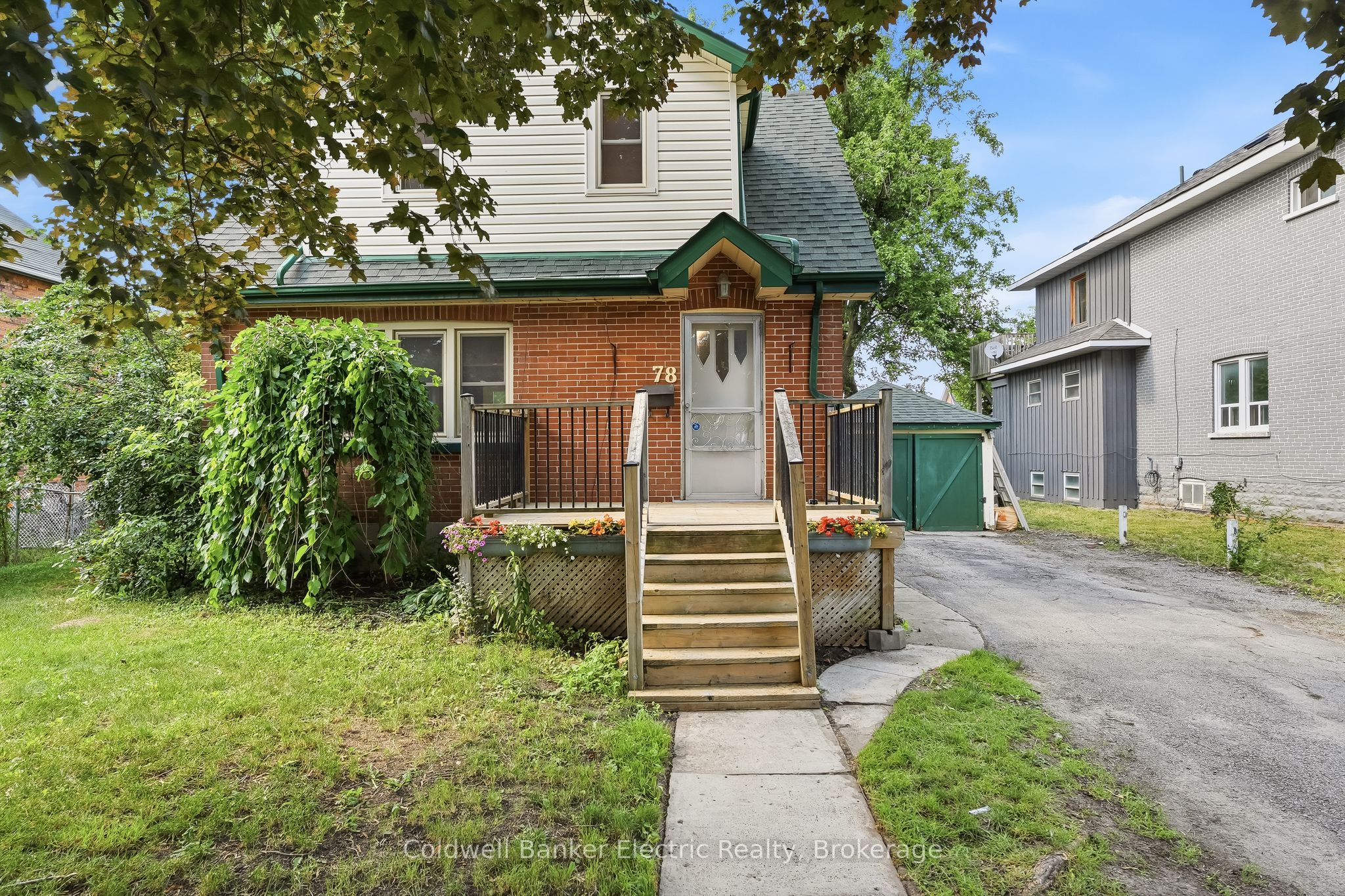 78 Melbourne Street W Property Photo 8