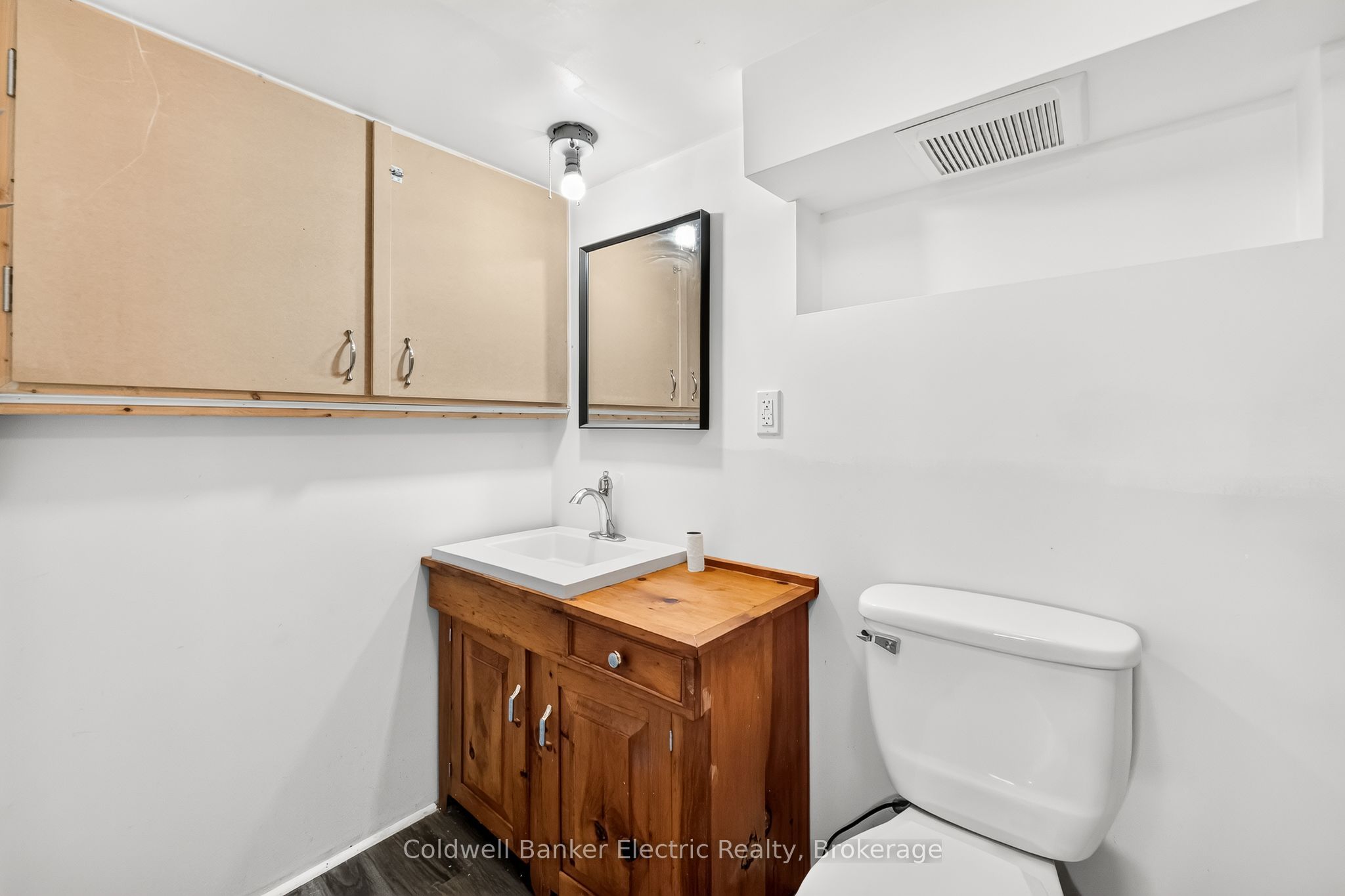 78 Melbourne Street W Property Photo 29