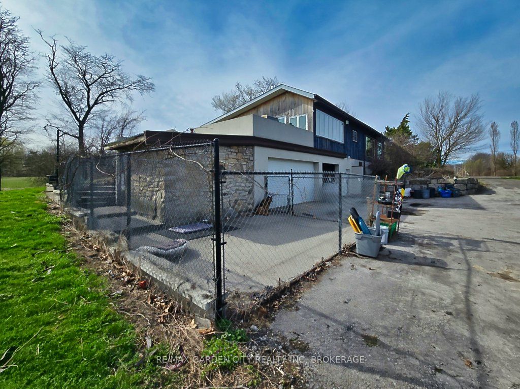 1030 Metler Road Property Photo 3