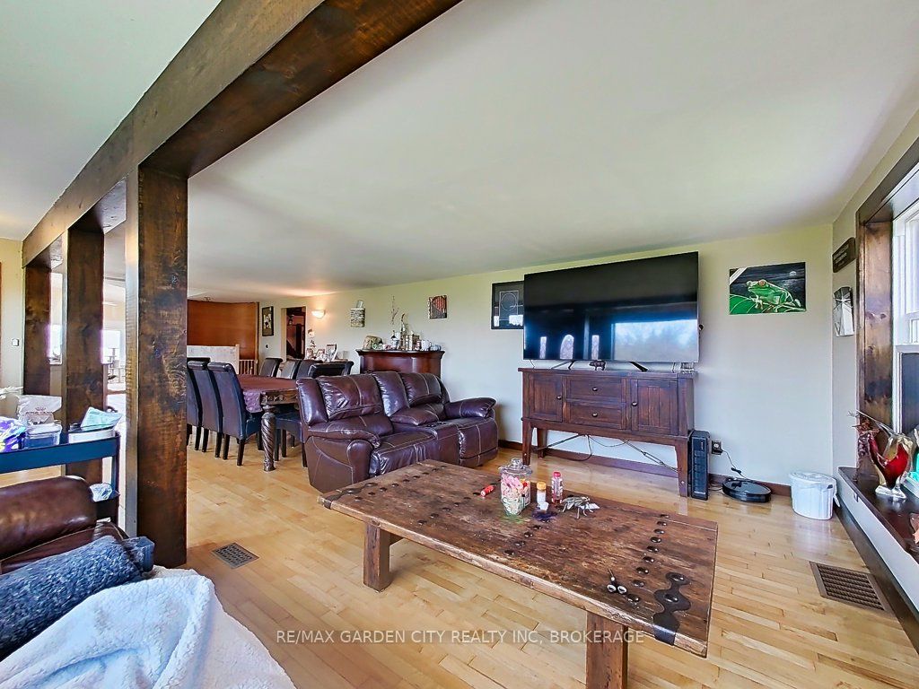 1030 Metler Road Property Photo 10